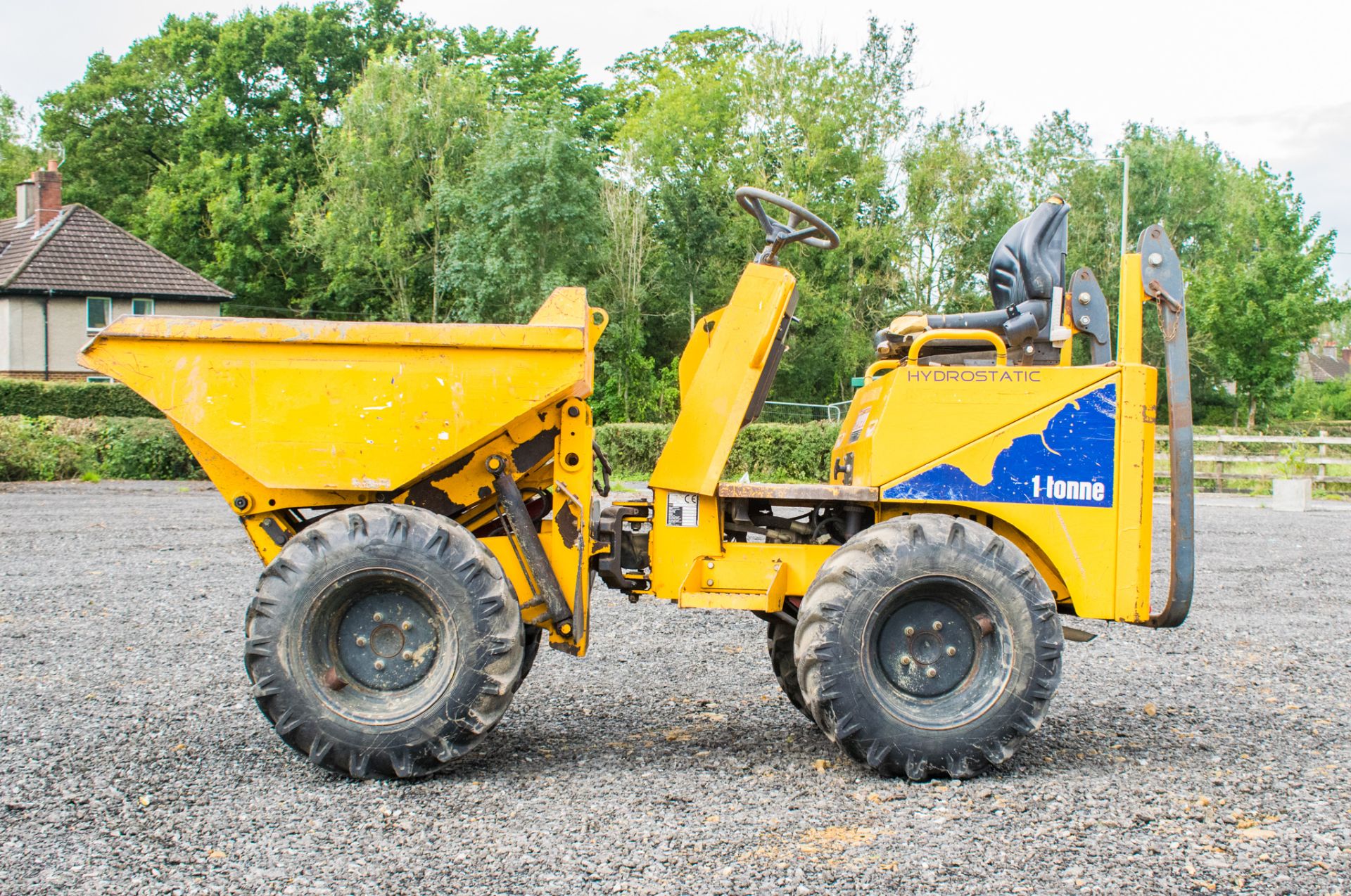 Thwaites 1 tonne hydrostatic hi-tip dumper Year: 2006 S/N: A9414 Recorded Hours: 2196 DMG144 - Image 8 of 18