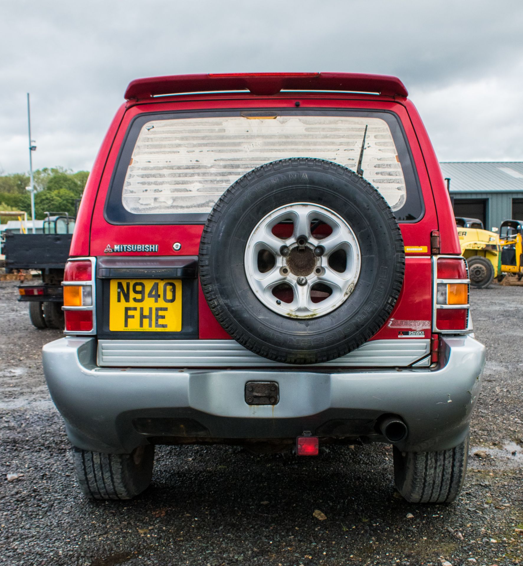 Mitsubishi Shogun 2800 diesel 3 door SUV Registration Number: N940 FHE Date of Registration: 31/12/ - Image 6 of 17