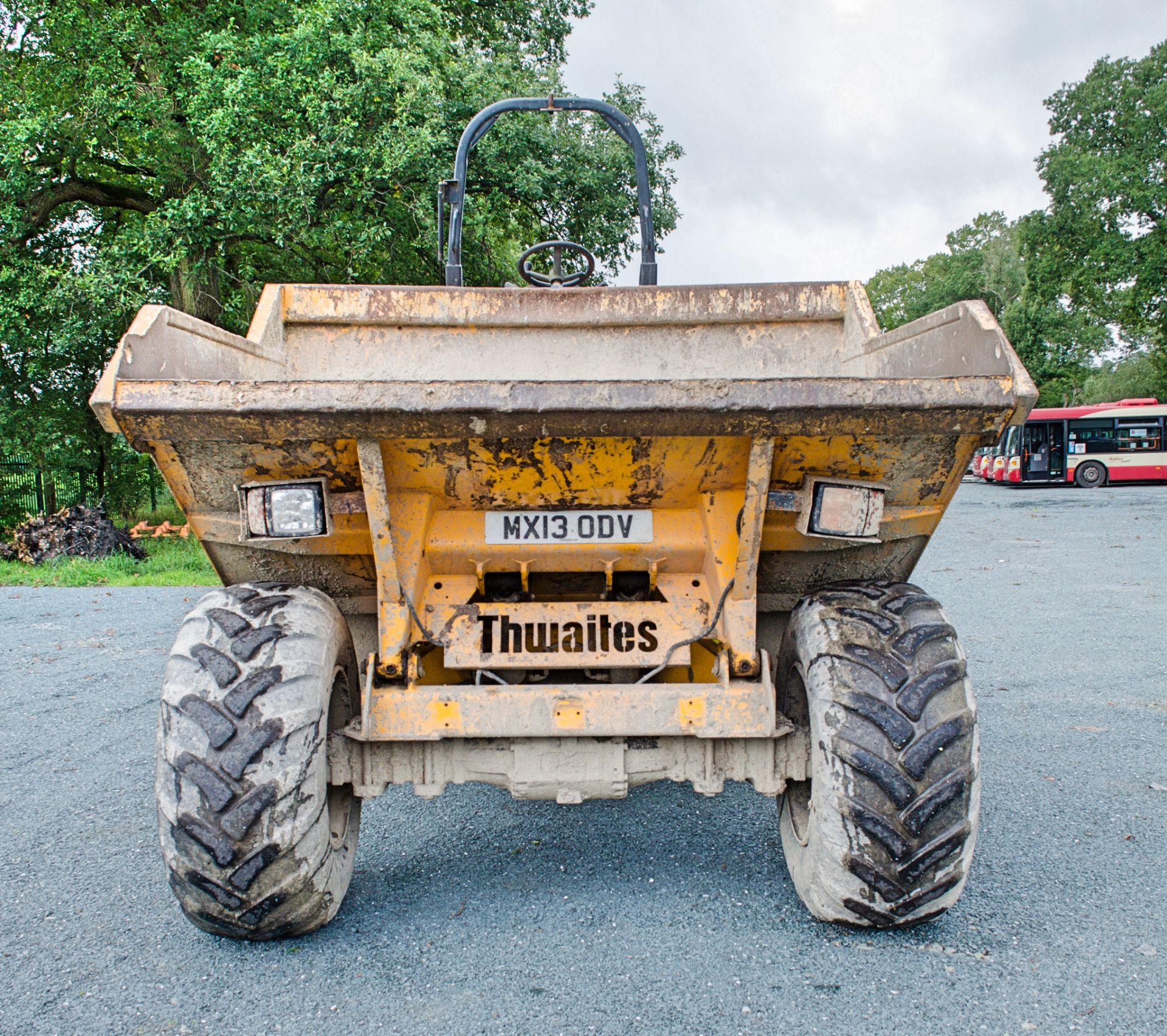 Thwaites 9 tonne straight skip dumper Year: 2013 S/N: 301C5429 Recorded Hours: 1840 A602368 - Image 5 of 17
