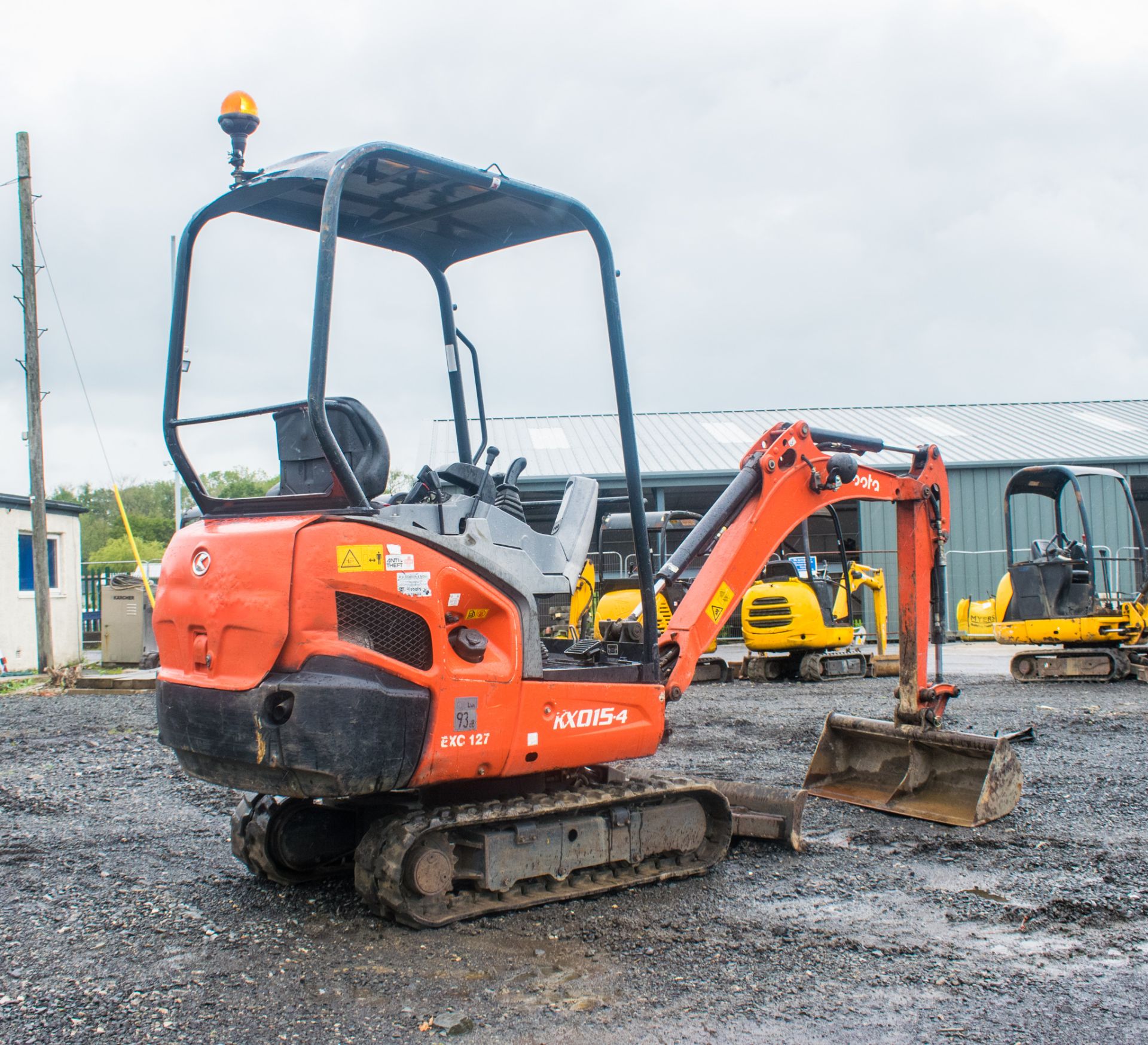 Kubota KX015.4 1.5 tonne rubber tracked mini excavator Year: 2014 S/N: 57322 Recorded Hours: 2297 - Image 3 of 17