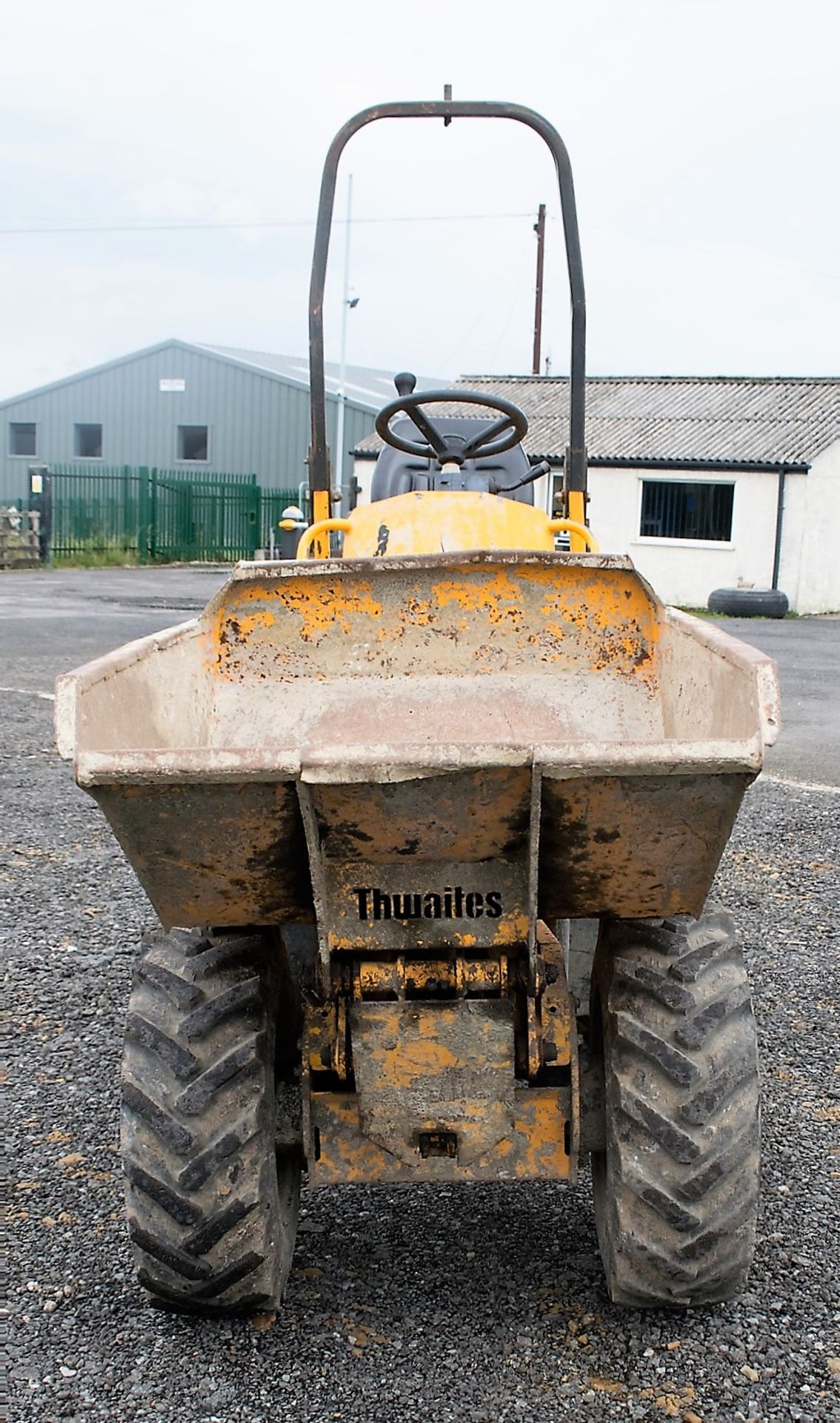 Thwaites 1 tonne hydrostatic hi-tip dumper Year: 2008 S/N: B4745 Recorded Hours: 2204 220E0056 - Image 5 of 18