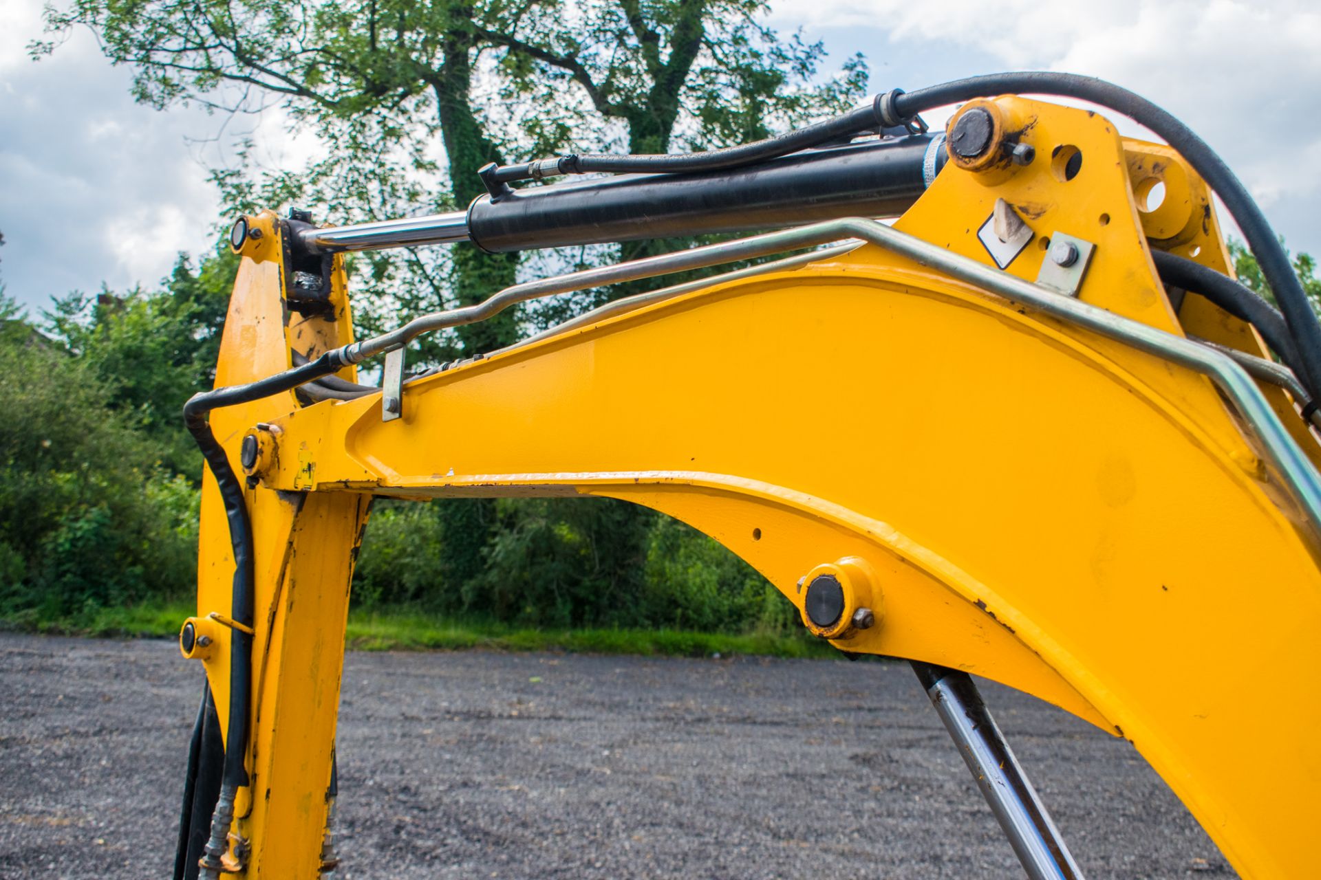 JCB 8030 3 tonne rubber tracked excavator  Year: 2013  S/N: 21867 Recorded hours: 1962 A602994 - Image 12 of 19