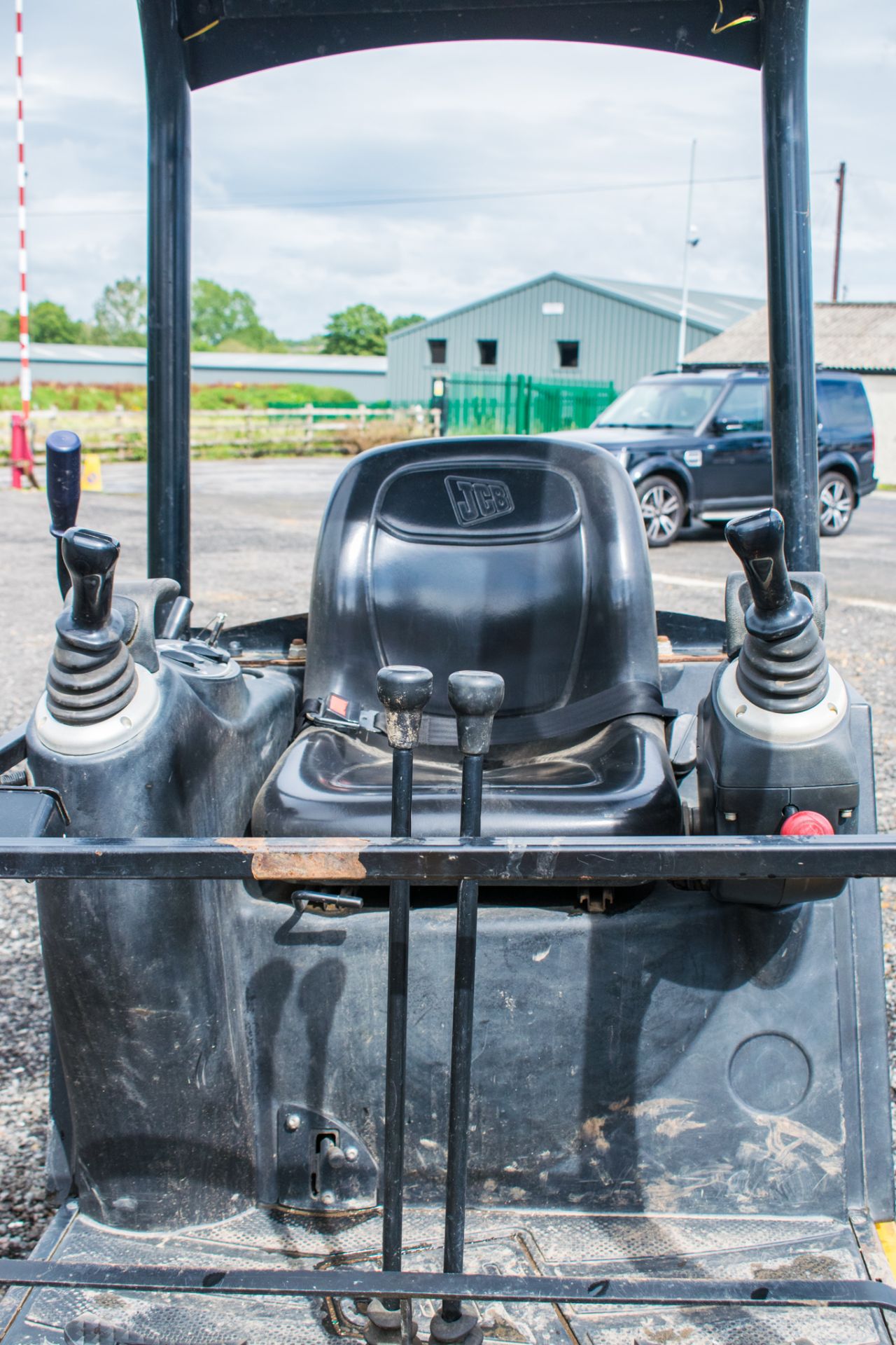 JCB 8014 CTS 1.4 tonne rubber tracked mini excavator Year: 2014 S/N: 770497 Recorded Hours: 1419 - Image 15 of 18