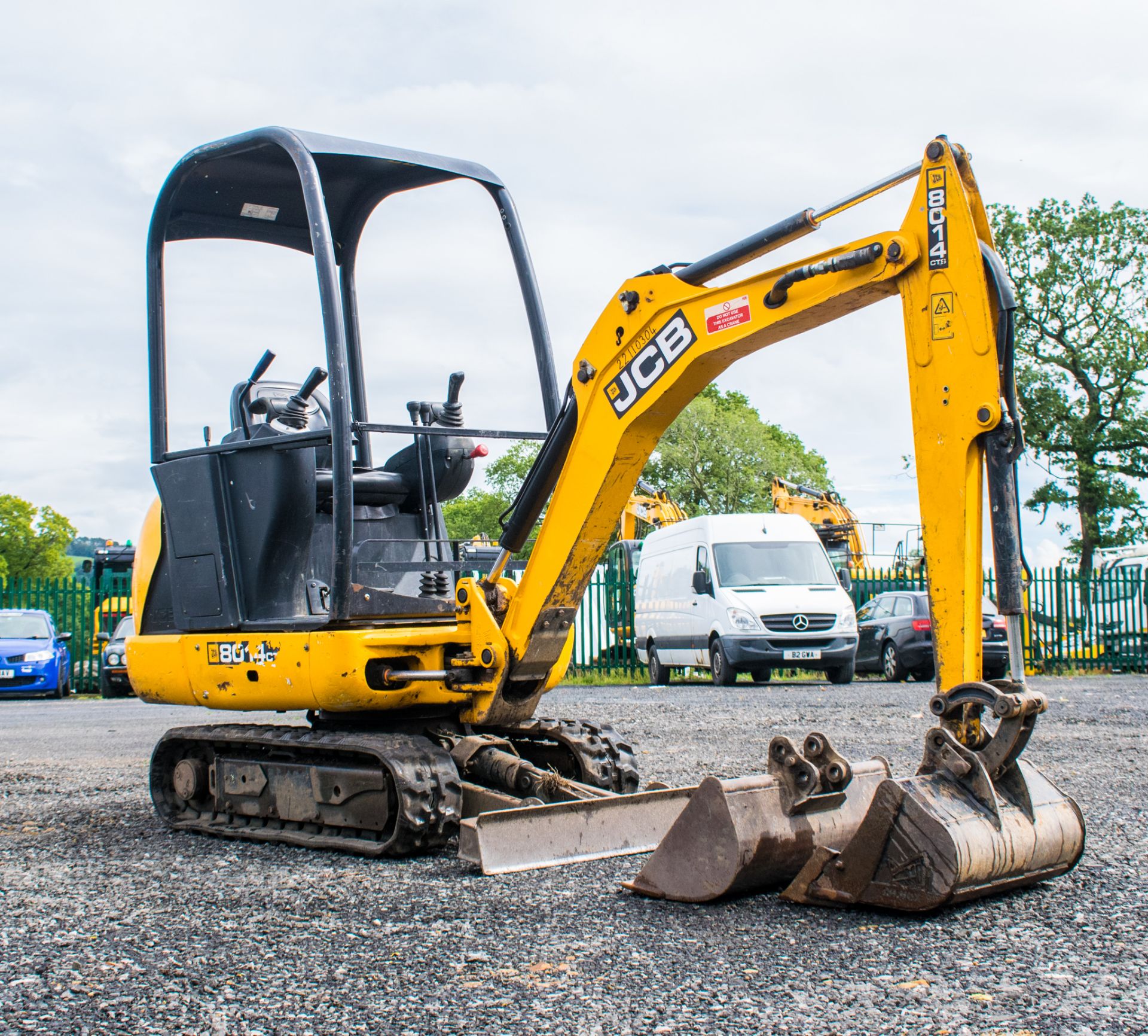 JCB 8014 CTS 1.4 tonne rubber tracked mini excavator Year: 2014 S/N: 70475 Recorded Hours: 1611 - Image 2 of 18