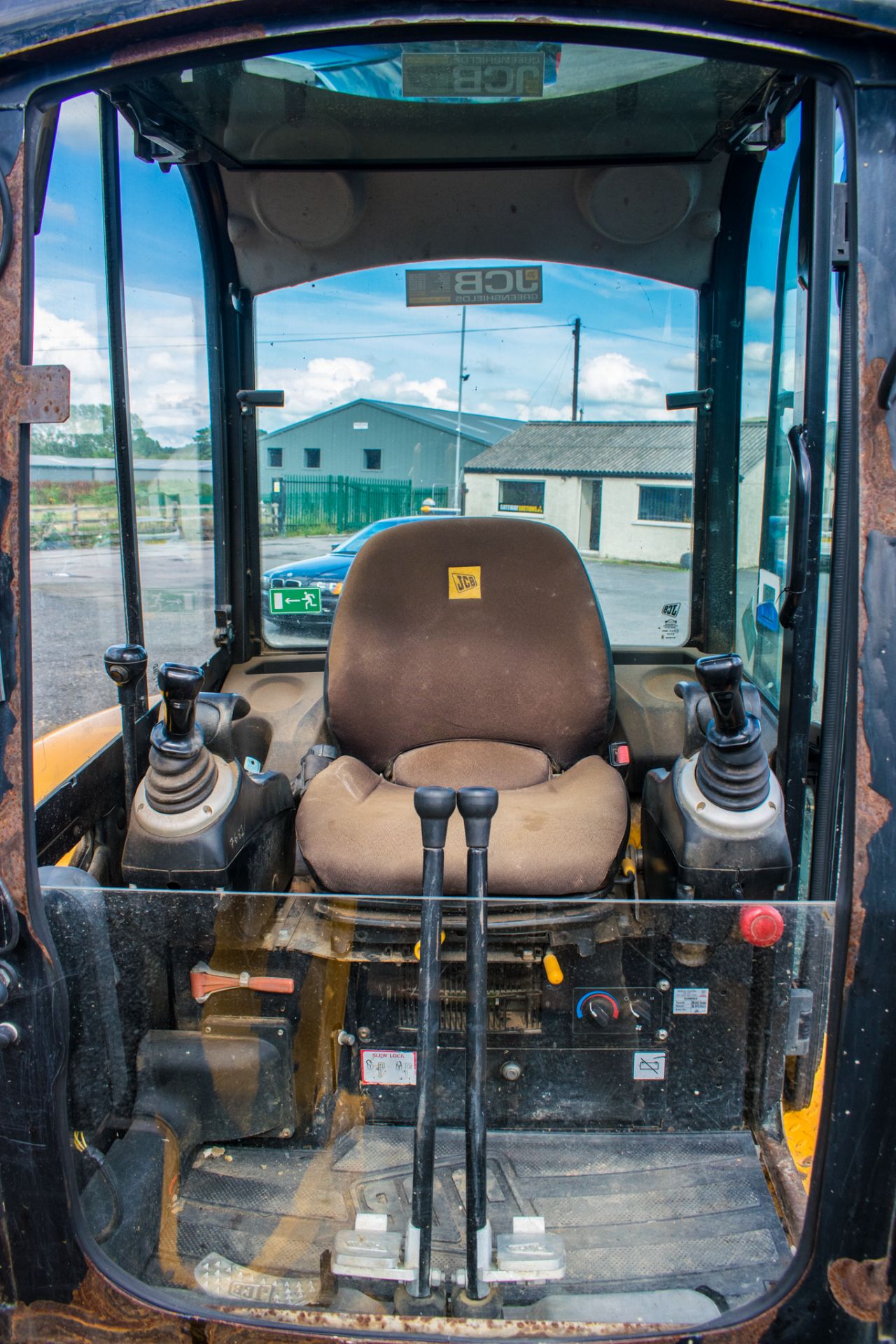 JCB 8030 3 tonne rubber tracked excavator  Year: 2013  S/N: 21867 Recorded hours: 1962 A602994 - Image 15 of 19