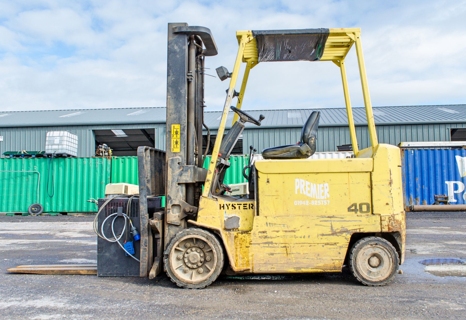 Hyster E4.00 XL 4 tonne battery electric fork lift truck S/N: 37675 Recorded Hours: Not displayed ( - Image 8 of 13