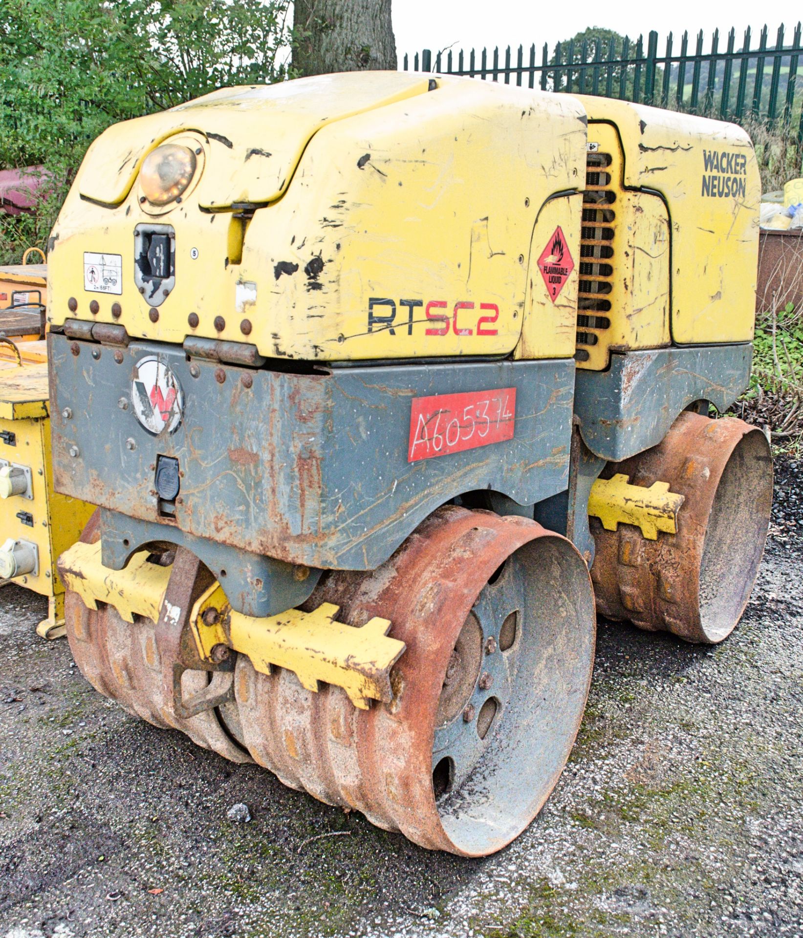 Wacker Neuson RTSC2 diesel driven trench roller Recorded Hours: 638 c/w remote control A605374 - Image 2 of 8