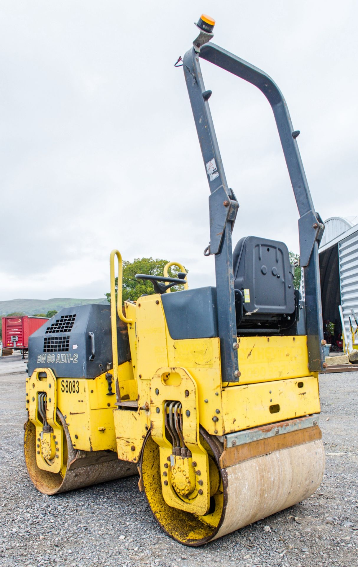 Bomag BW80 double drum ride on roller Year: 2006 S/N:101460426618 Recorded Hours: 1579 S8083 - Image 4 of 13