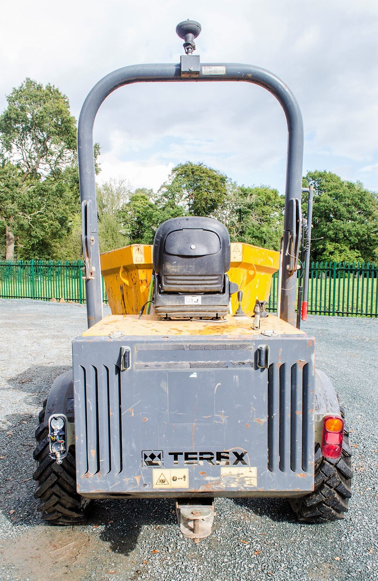 Benford Terex TA3 3 tonne swivel skip dumper Year: 2014 S/N: E7PB5821 Recorded Hours: 1330 A635072 - Image 6 of 20