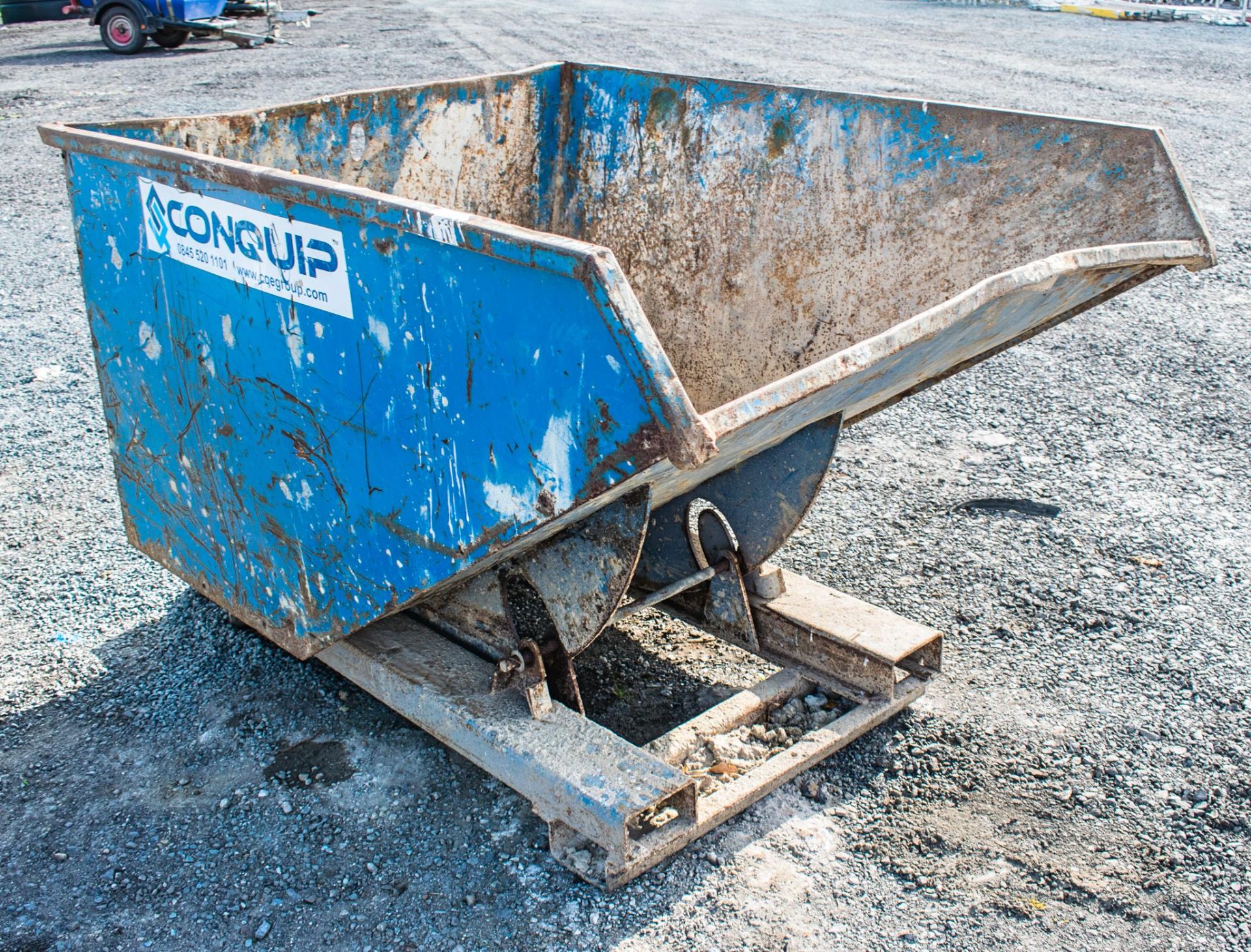 Conquip tipping skip