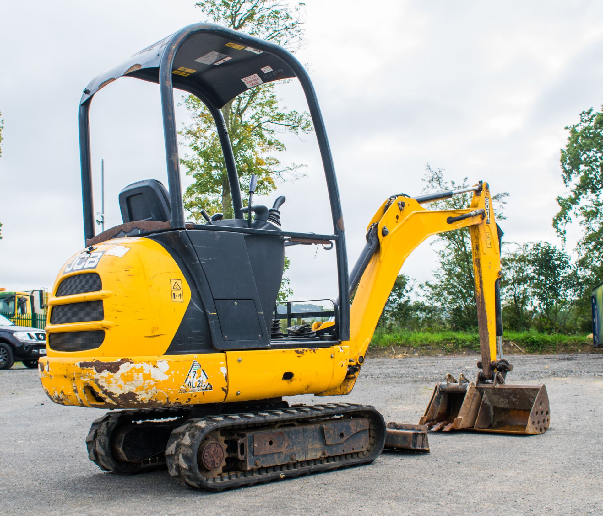 JCB 8014 CTS 1.4 tonne rubber tacked mini excavator  Year: 2014 S/N: 70495 Recorded Hour: 1706 - Image 3 of 17