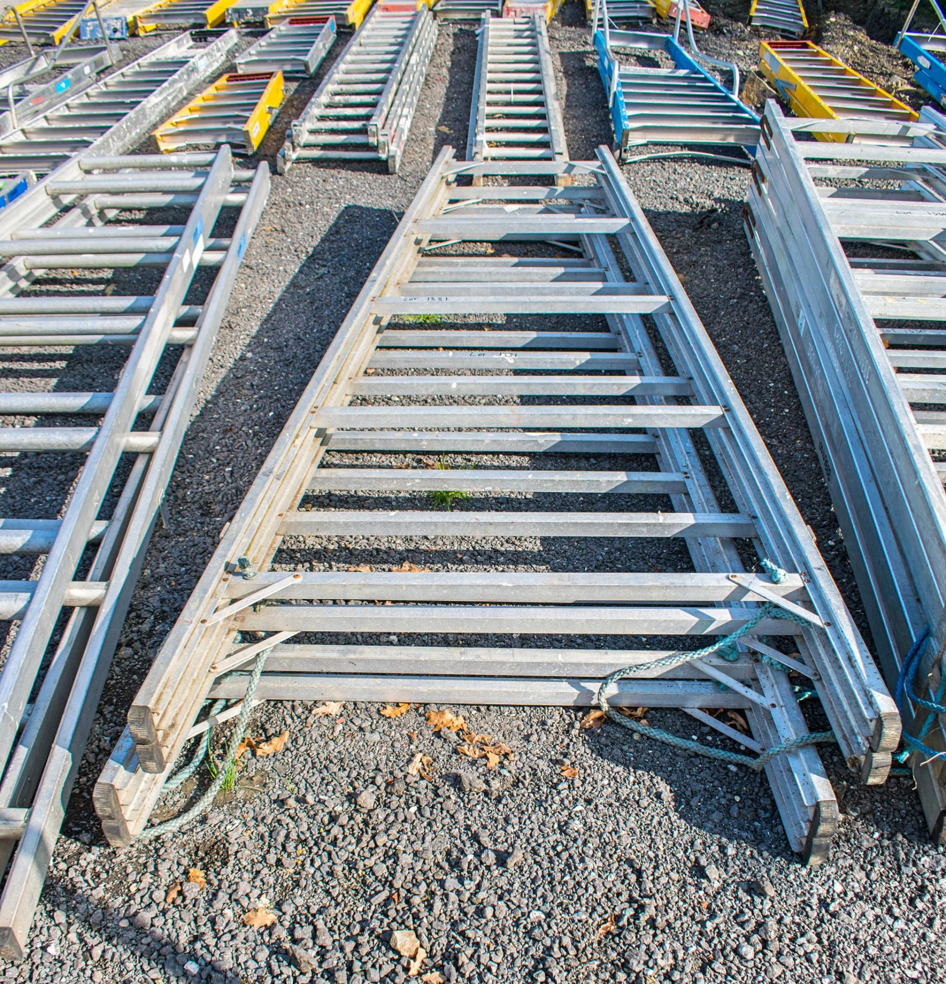 2 - aluminium trestles