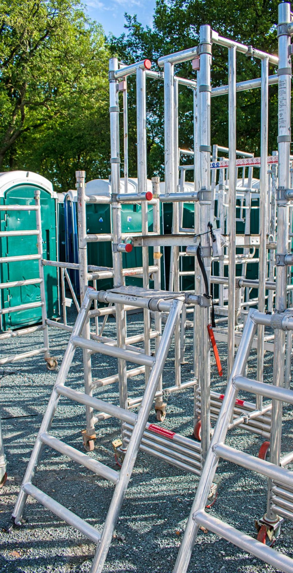 Aluminium scaffold platform