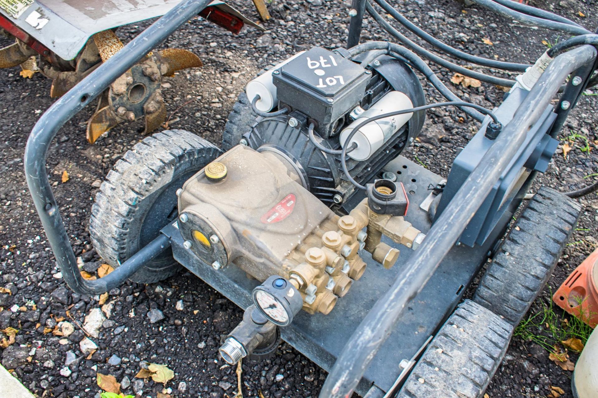 110v pressure washer - Image 2 of 2