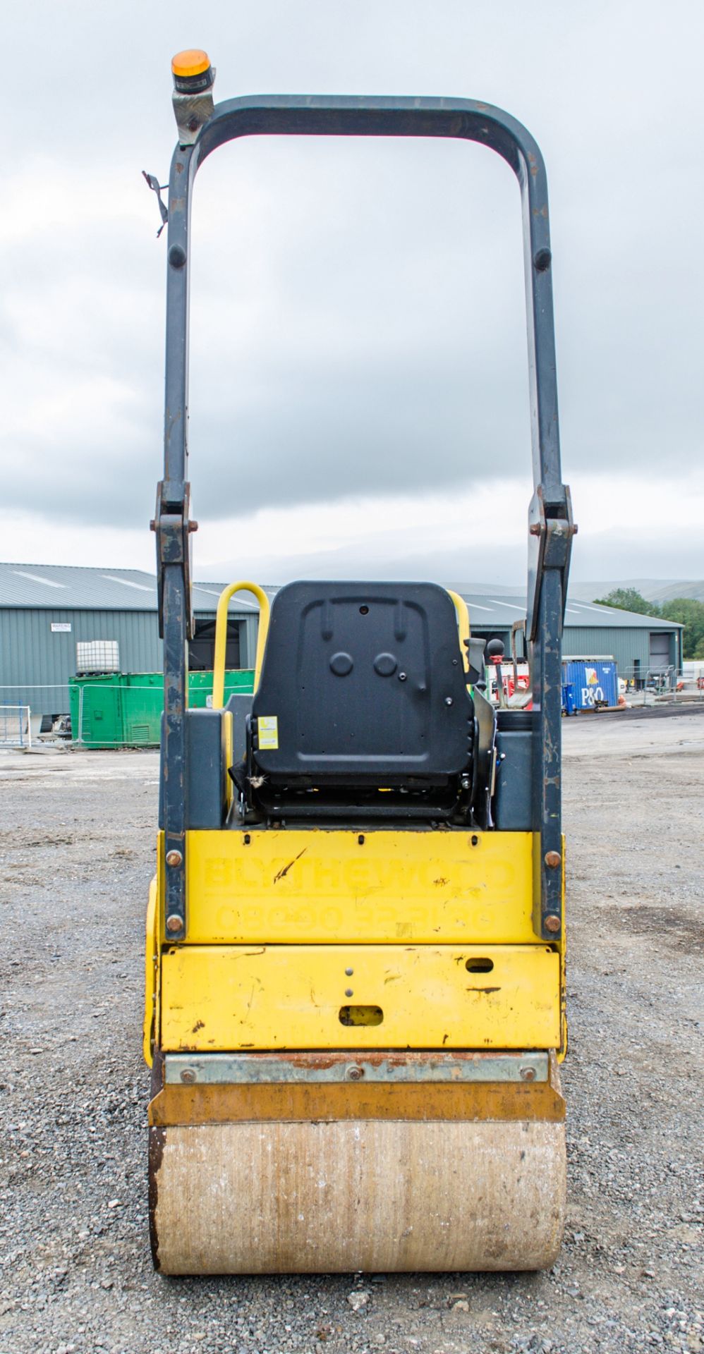 Bomag BW80 double drum ride on roller Year: 2006 S/N:101460426618 Recorded Hours: 1579 S8083 - Image 6 of 13