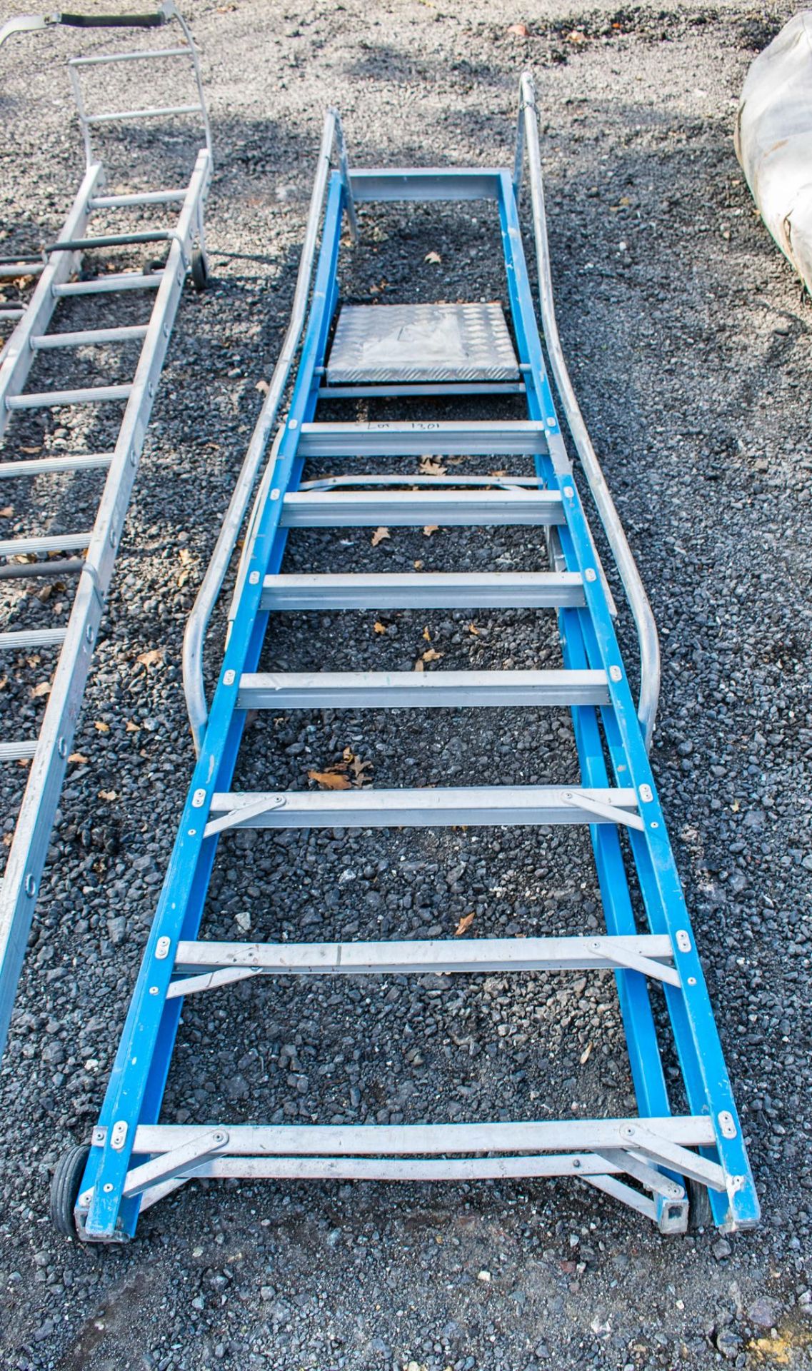 8 tread glass fibre framed step ladder