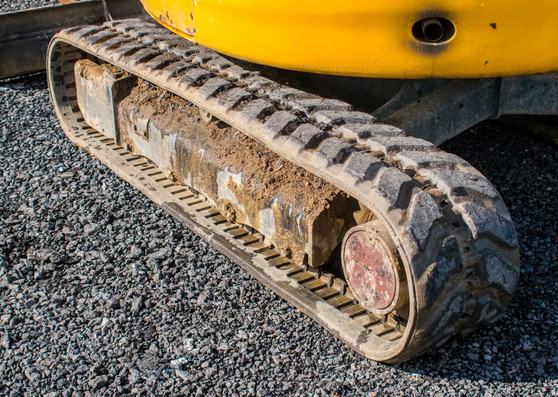 JCB 8030 ZTS 3 tonne zero tail swing rubber tracked excavator Year: 2013 S/N: 2021812 Recorded - Image 13 of 18