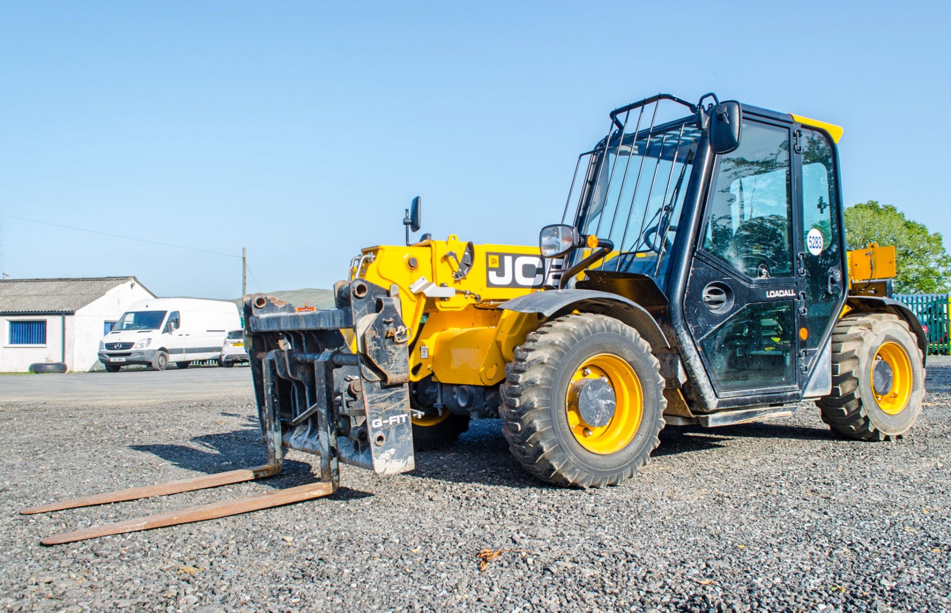 JCB 525-60 6 metre telescopic handler  Registration Number: MT17 UPB Year: 2017 S/N: 2458157