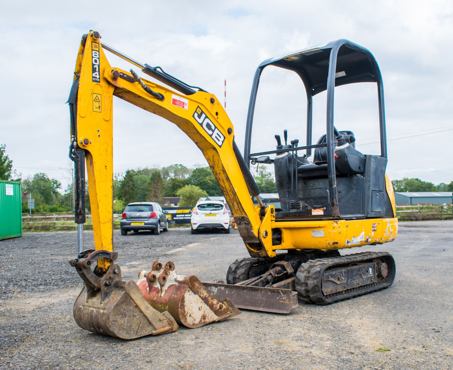 JCB 8014 CTS 1.4 tonne rubber tracked mini excavator  Year: 2014 S/N: 70483 Recorded Hour: 1700