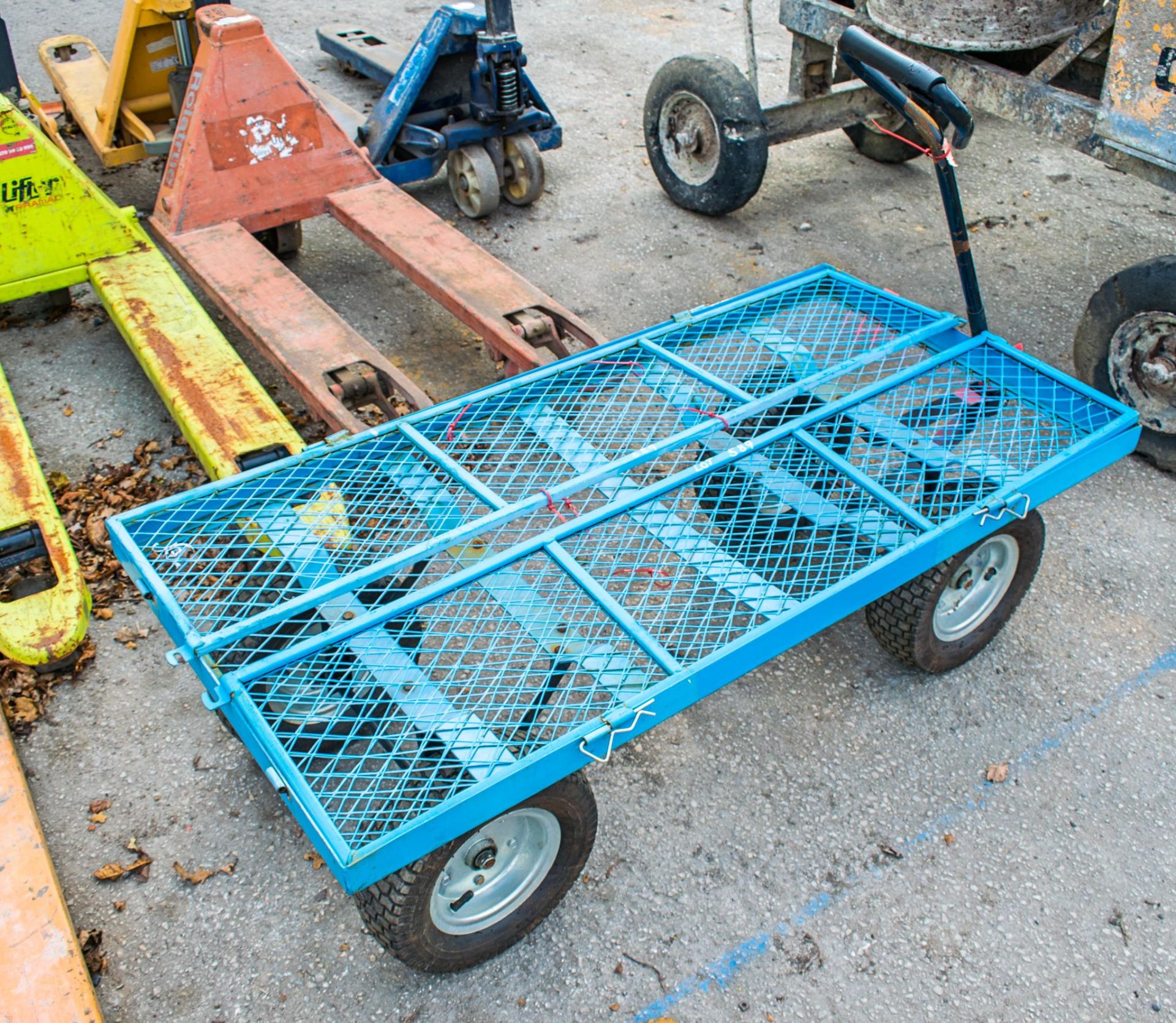 4 wheel trolley