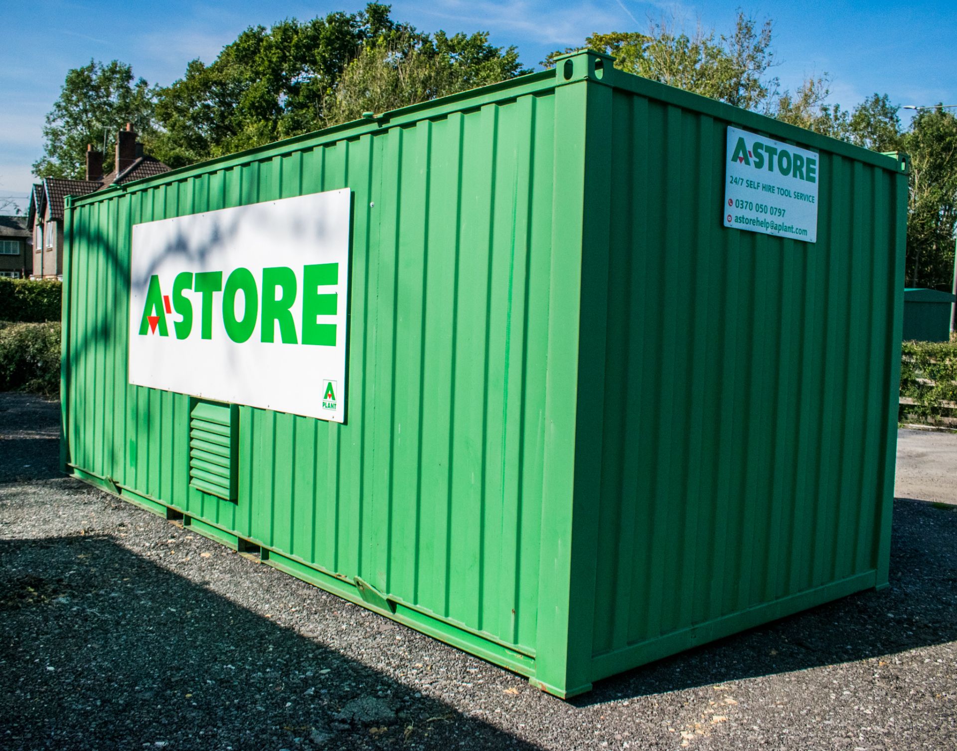 21ft x 9ft steel tool storage site unit Comprising of: Lobby and tool store room  c/w: Electronic - Image 2 of 9