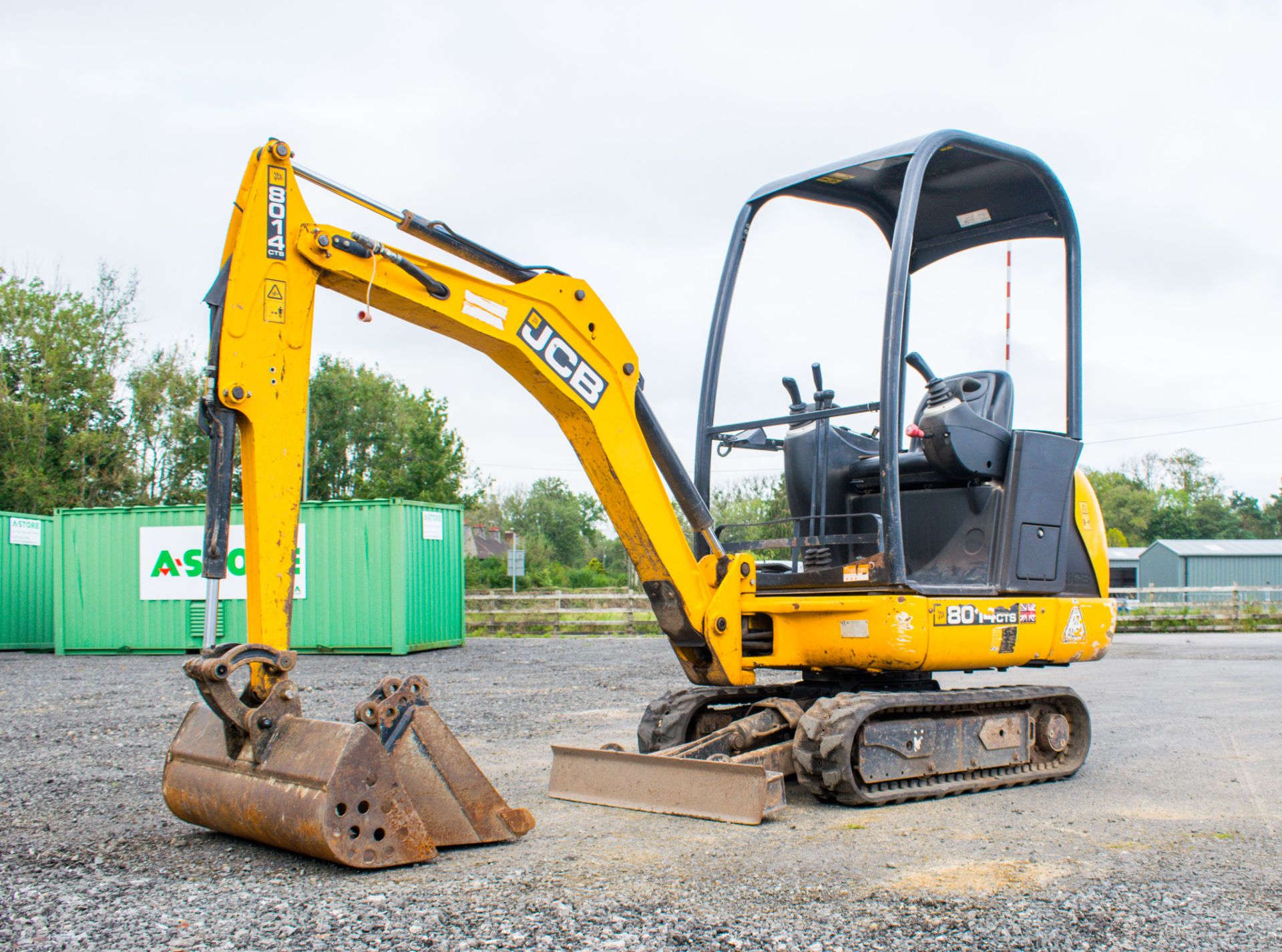 JCB 8014 CTS 1.4 tonne rubber tracked mini excavator  Year: 2014 S/N: 70474 Recorded Hour: 2199