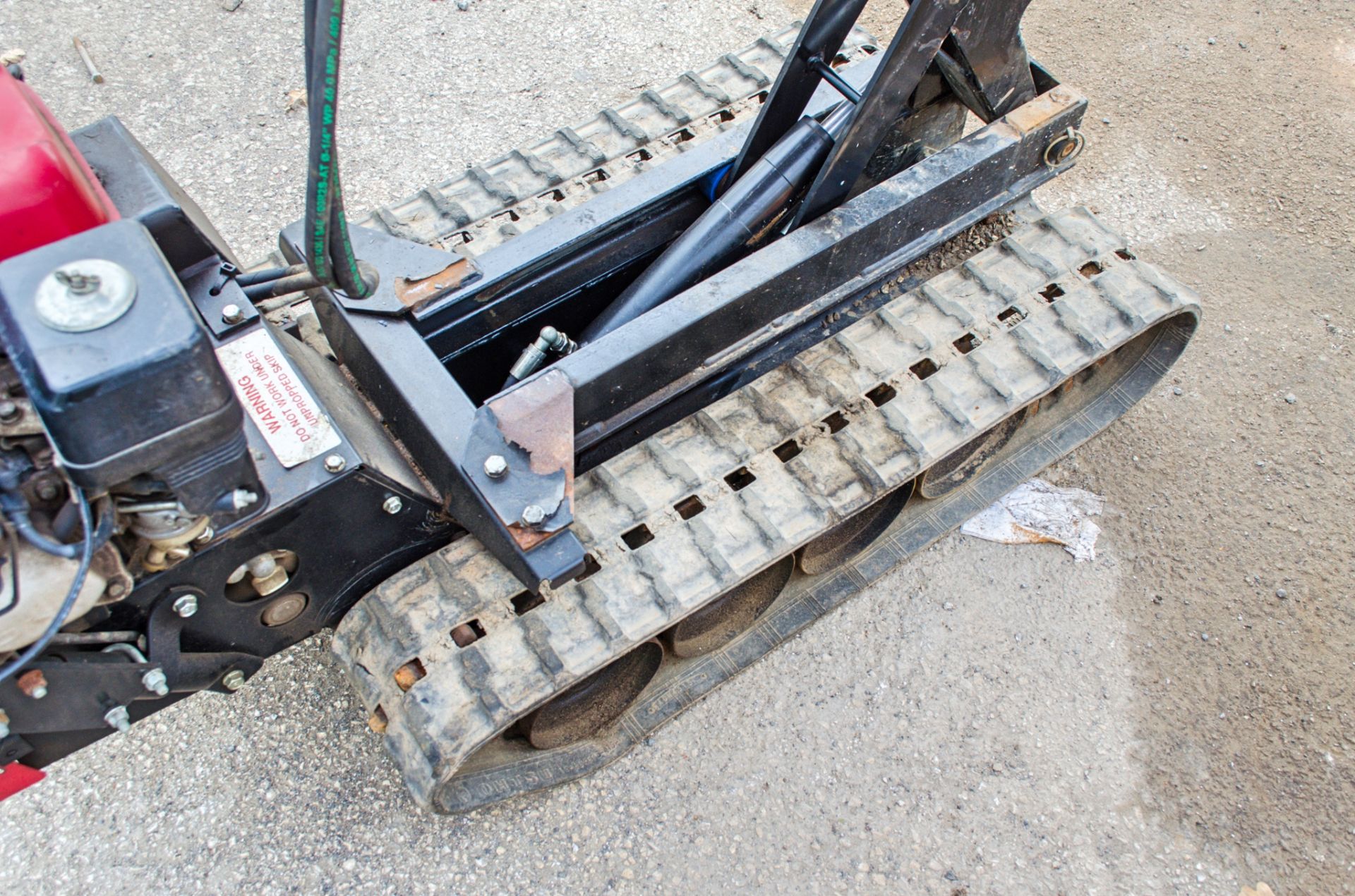 Winget TD500HL petrol driven tracked pedestrian dumper A742953 ** Pull cord assembly missing ** - Image 3 of 6