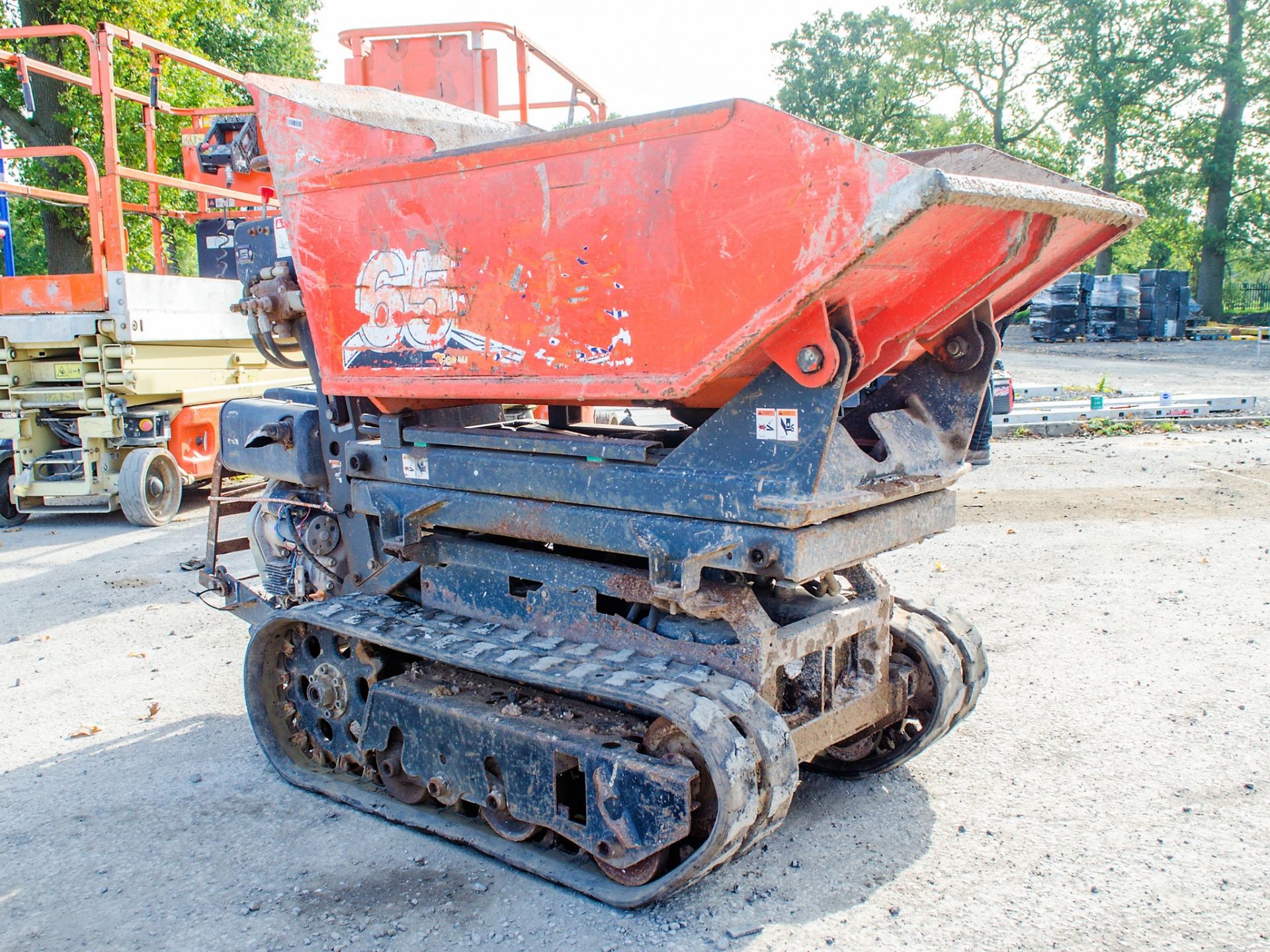 Cormidi 65 650kg diesel driven tracked walk behind Hi-Tip dumper Year: 2005 S/N: 10698740 Recorded - Image 2 of 14