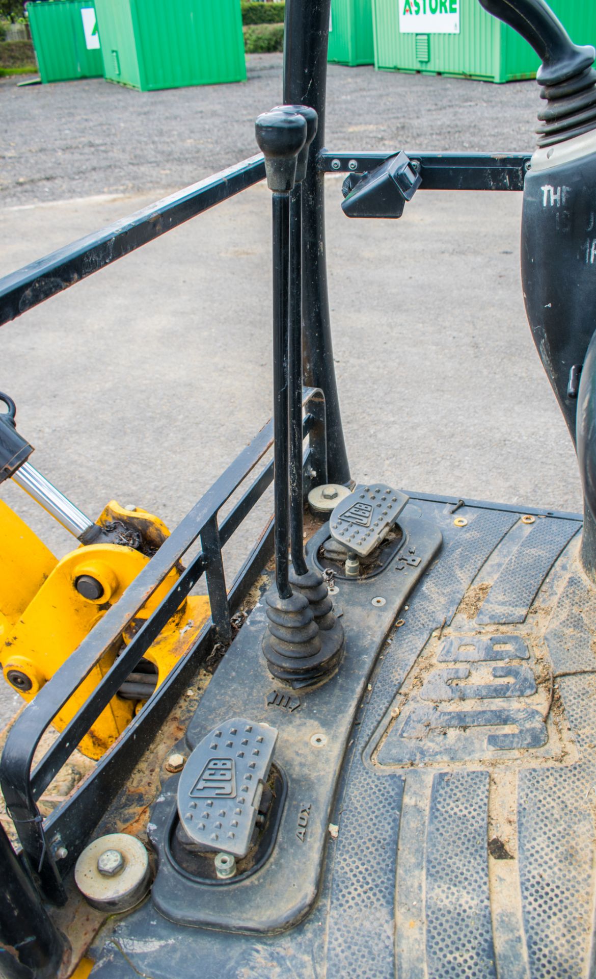 JCB 8014 CTS 1.4 tonne rubber tracked mini excavator  Year: 2014 S/N: 70481 Recorded Hour: 1527 - Image 16 of 17