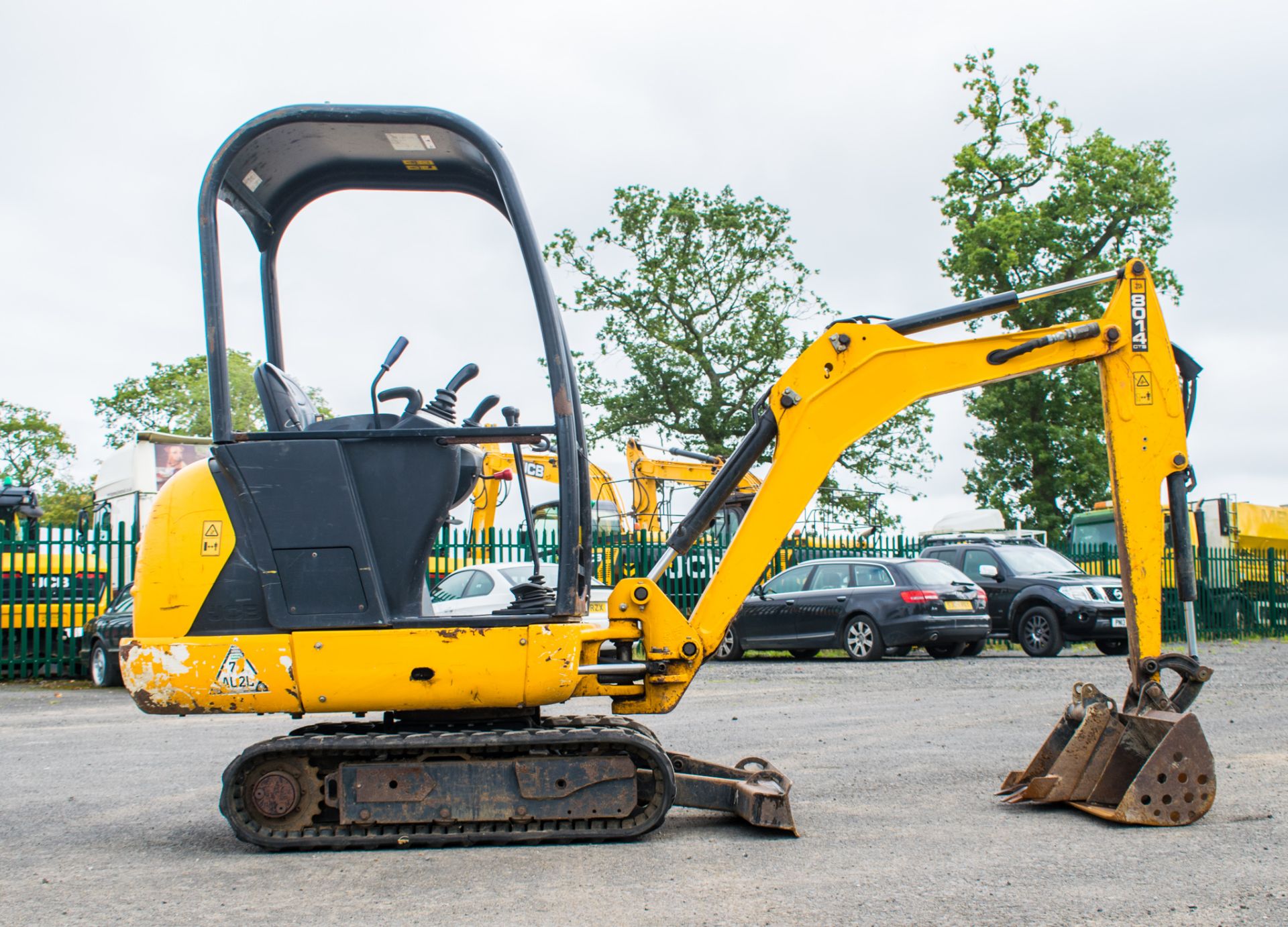 JCB 8014 CTS 1.4 tonne rubber tacked mini excavator  Year: 2014 S/N: 70495 Recorded Hour: 1706 - Image 7 of 17