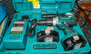 Makita 18v cordless hammer drill c/w 2 batteries, charger & carry case