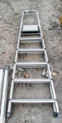 6 tread aluminium step ladder A672840