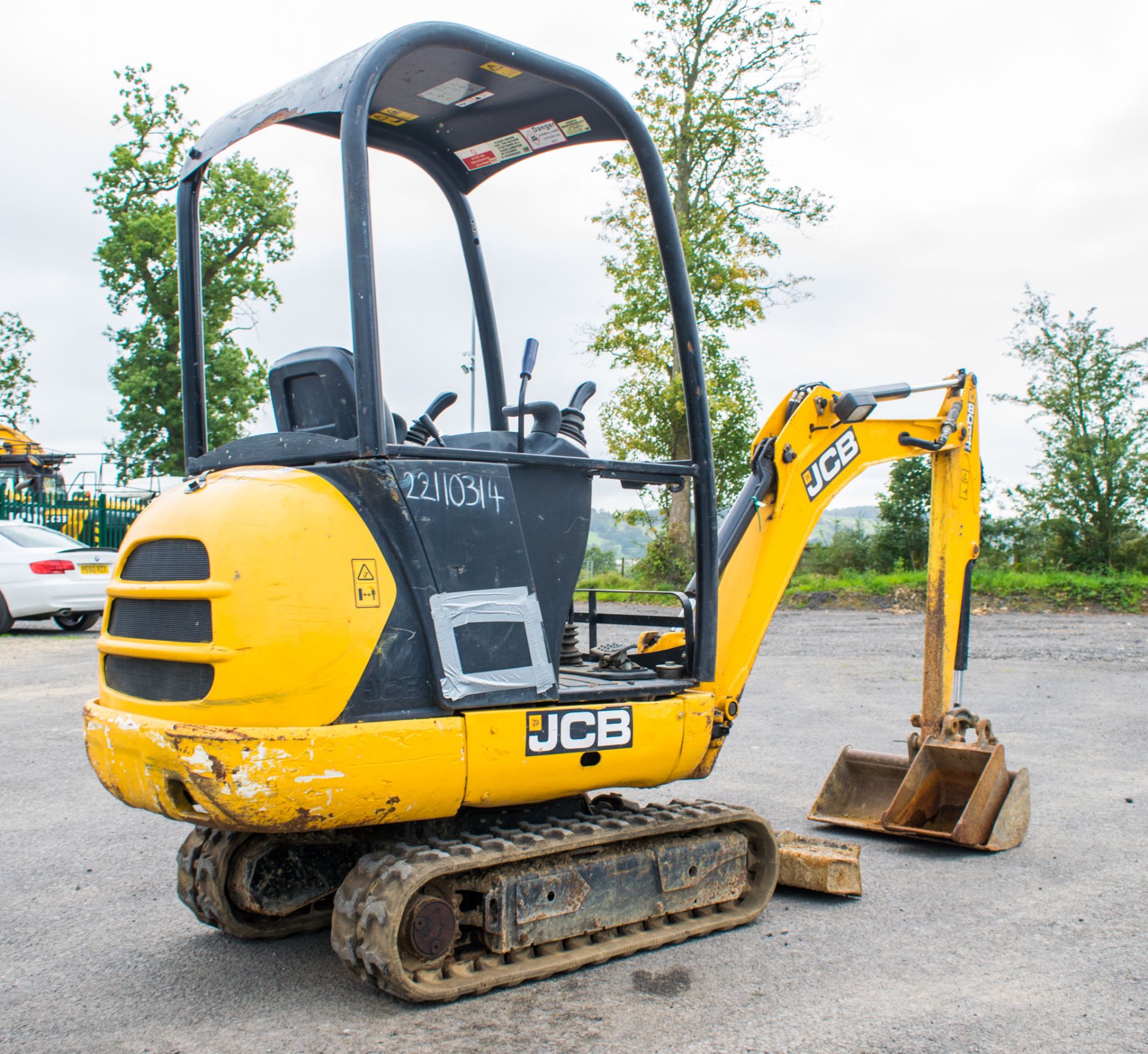 JCB 8014 CTS 1.4 tonne rubber tracked mini excavator  Year: 2014 S/N: 70481 Recorded Hour: 1527 - Image 3 of 17