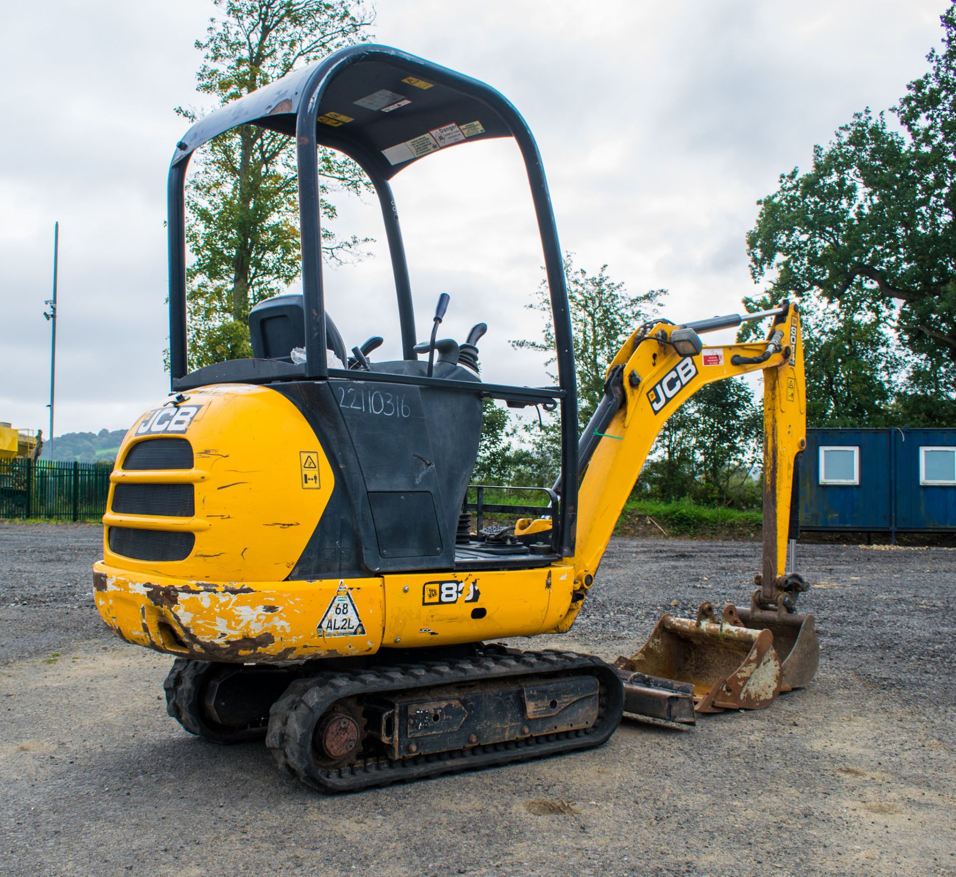 JCB 8014 CTS 1.4 tonne rubber tracked mini excavator  Year: 2014 S/N: 70483 Recorded Hour: 1700 - Image 3 of 18