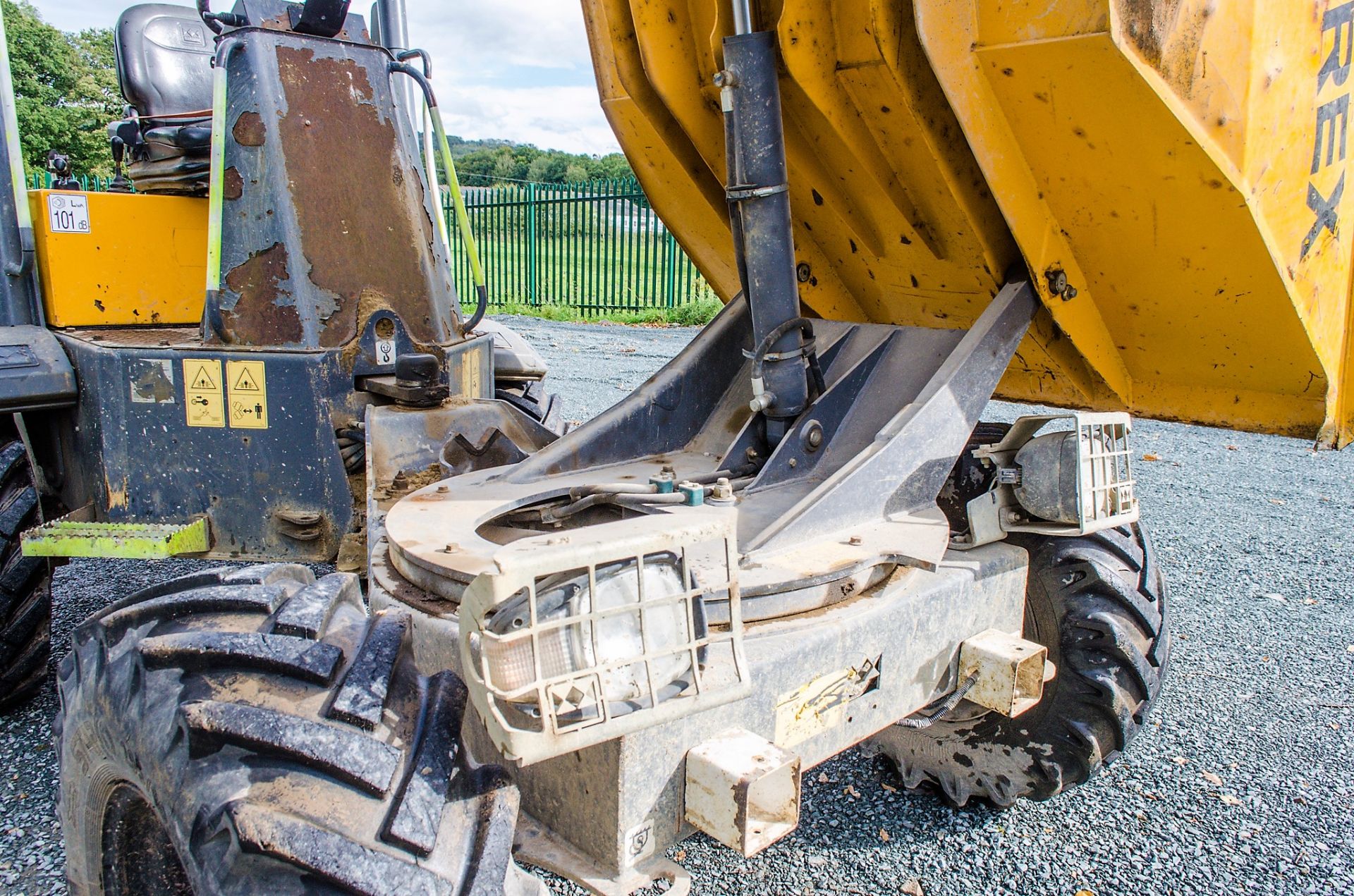 Benford Terex TA3 3 tonne swivel skip dumper Year: 2014 S/N: E7PB5821 Recorded Hours: 1330 A635072 - Image 10 of 20