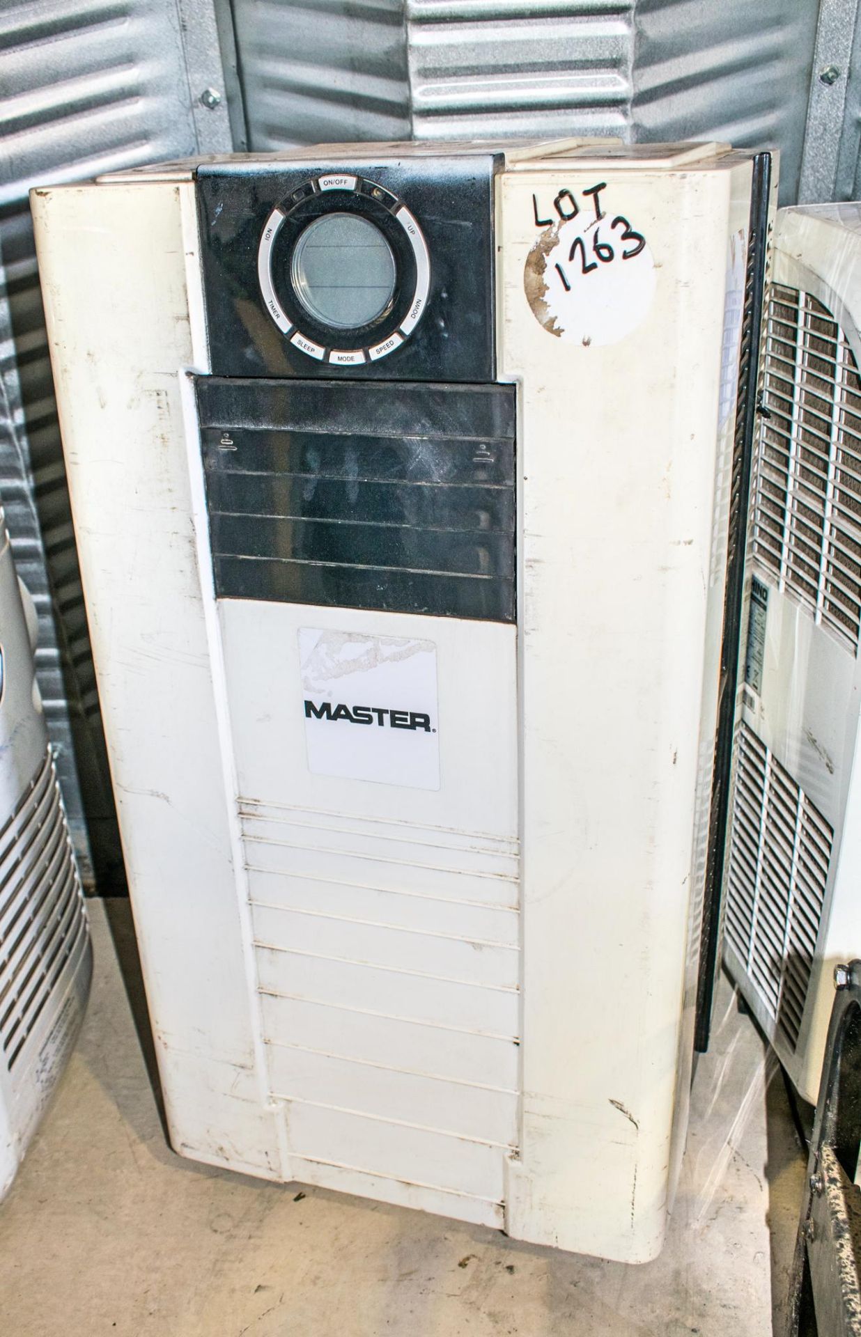 Master 240v air conditioning unit A646780