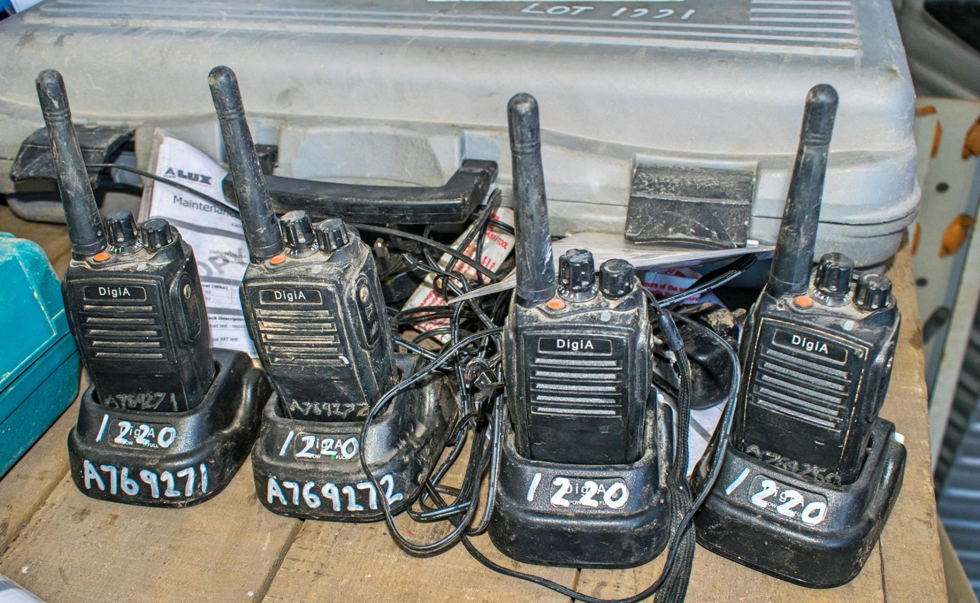 4 - 2 way radios A769269/A829590/A769272/A769271