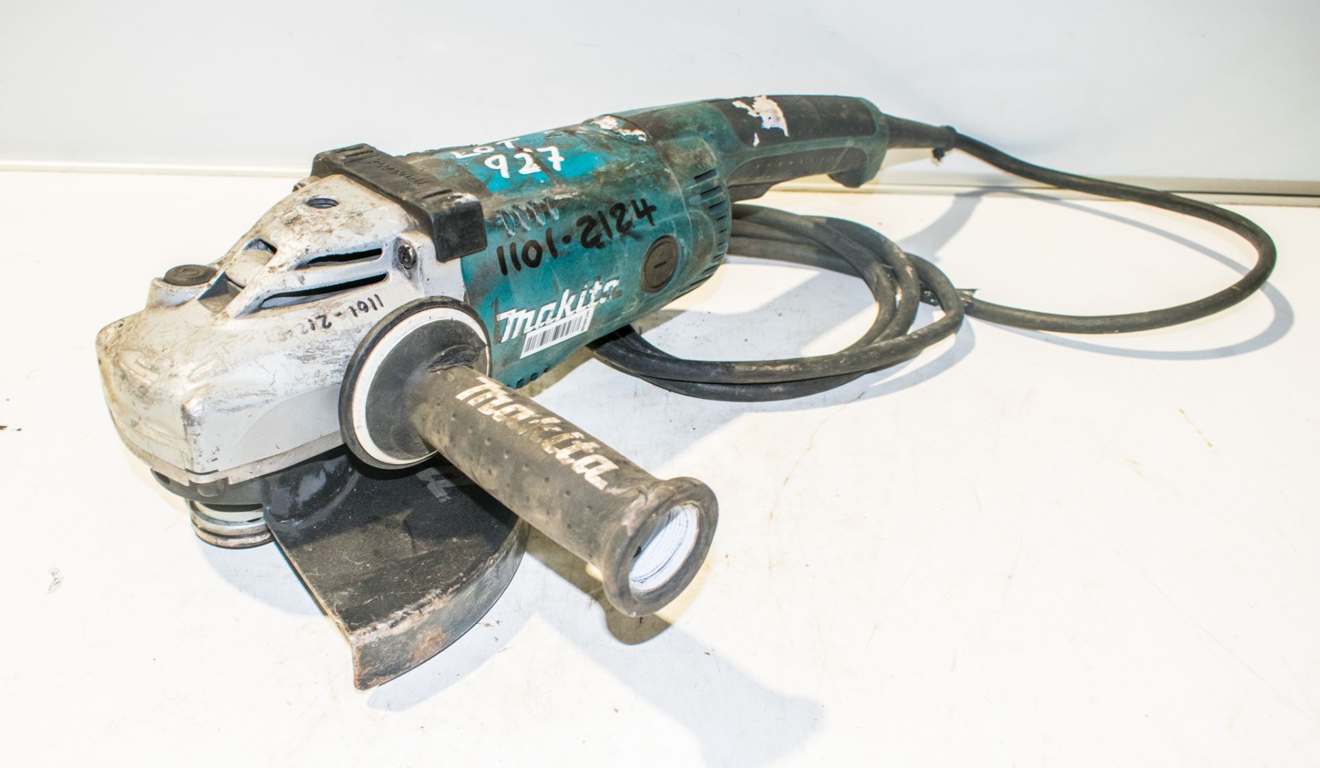 Makita 110v 230mm angle grinder