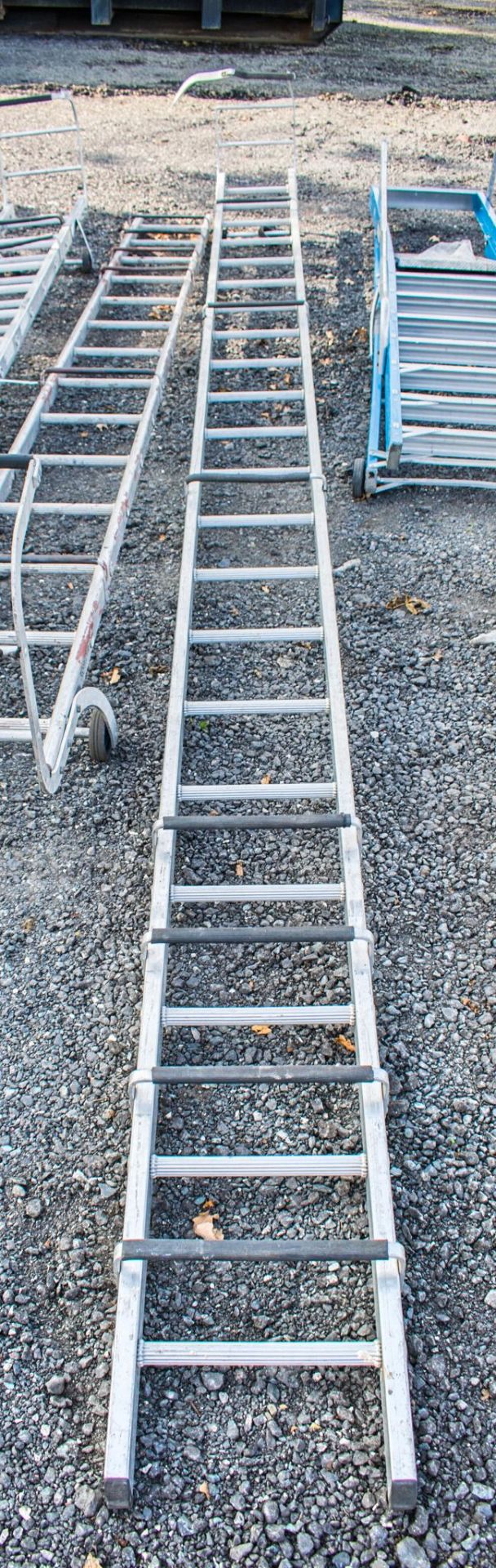 Aluminium roofing ladder