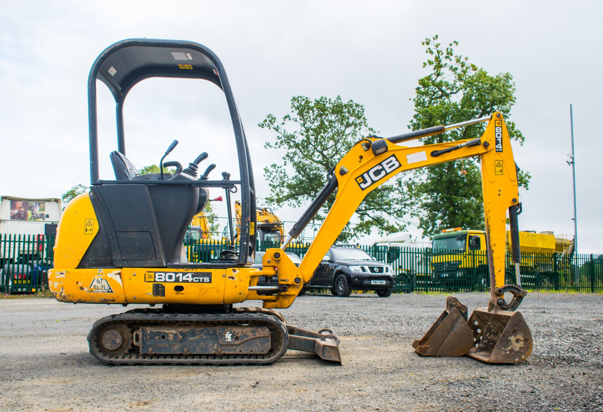 JCB 8014 CTS 1.4 tonne rubber tracked mini excavator  Year: 2014 S/N: 70474 Recorded Hour: 2199 - Image 7 of 19