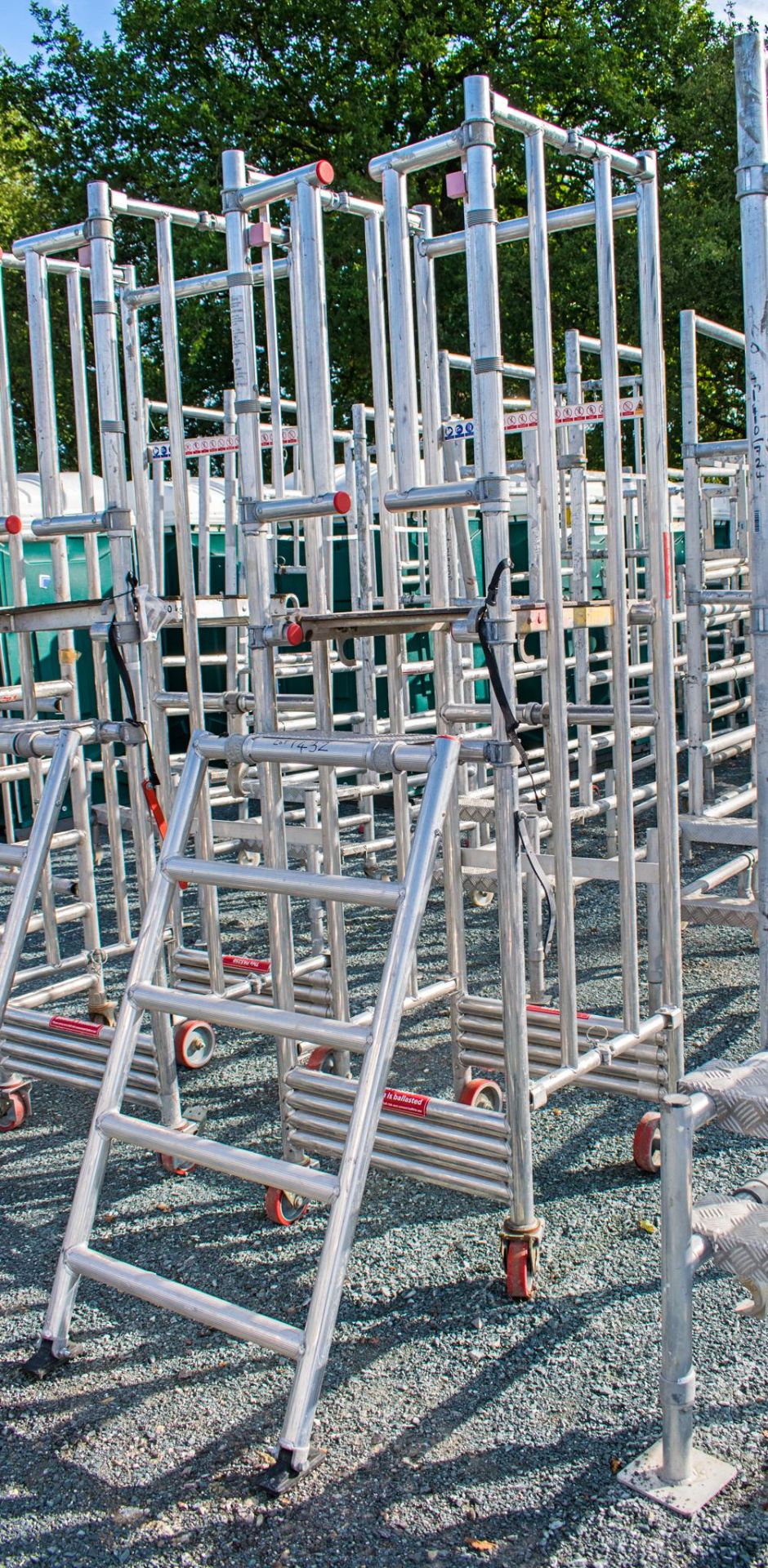 Aluminium scaffold platform