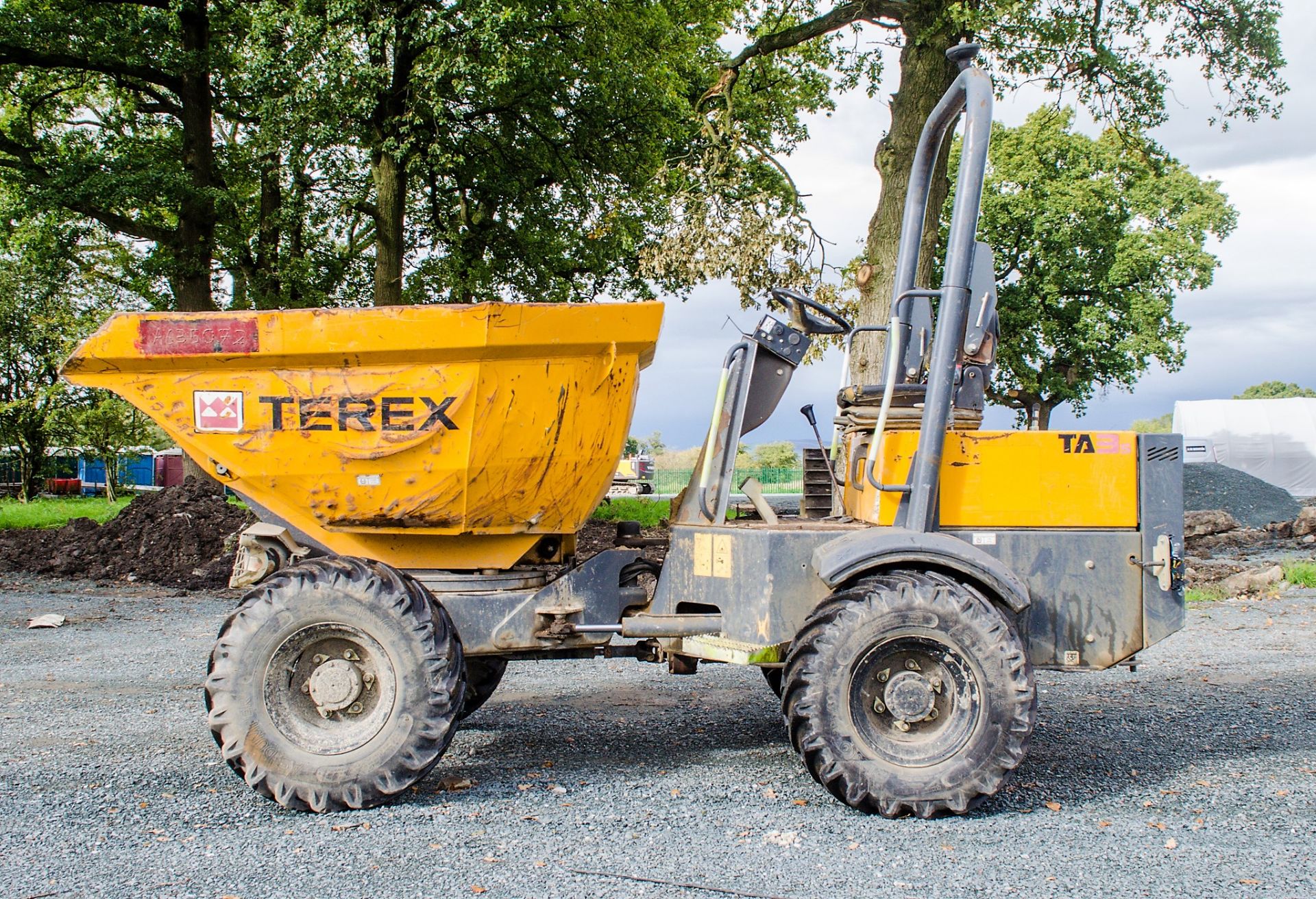 Benford Terex TA3 3 tonne swivel skip dumper Year: 2014 S/N: E7PB5821 Recorded Hours: 1330 A635072 - Image 7 of 20