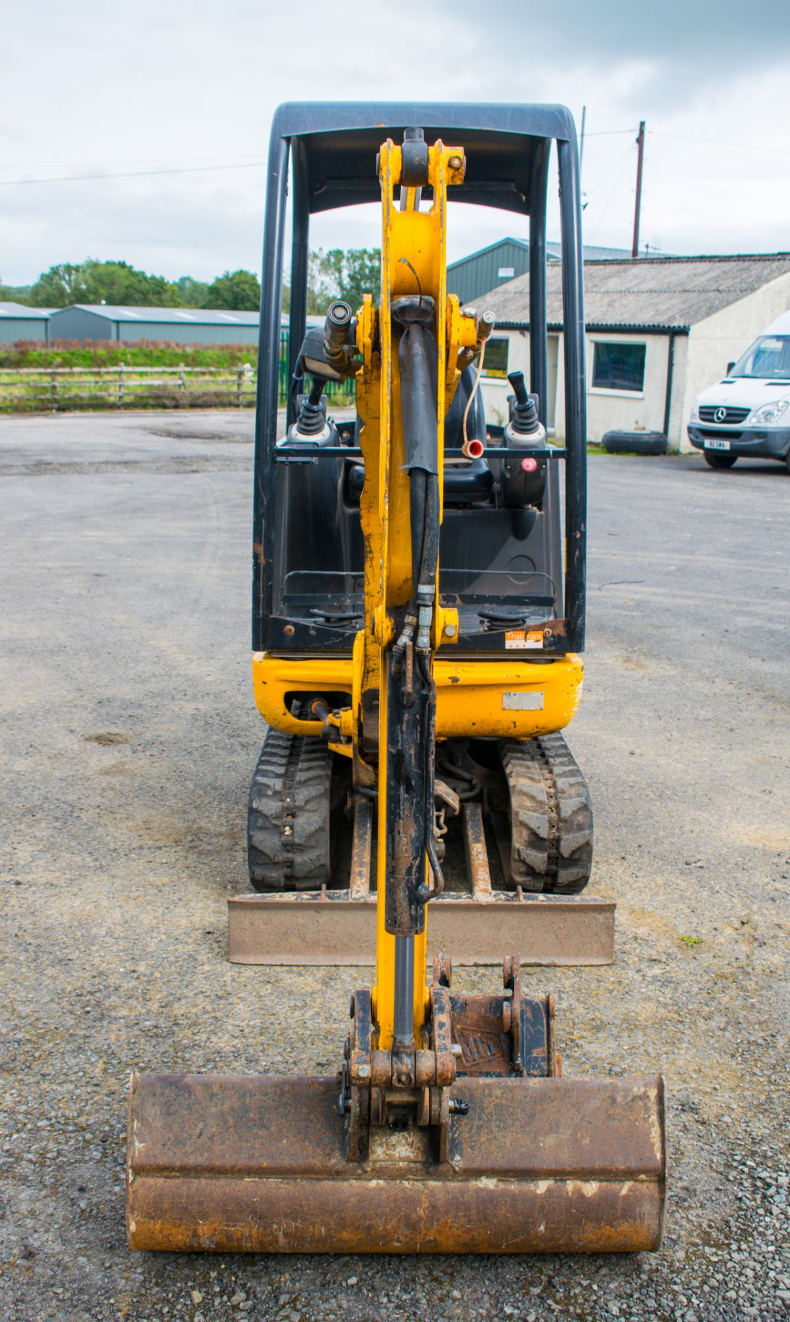 JCB 8014 CTS 1.4 tonne rubber tracked mini excavator  Year: 2014 S/N: 70474 Recorded Hour: 2199 - Image 5 of 19