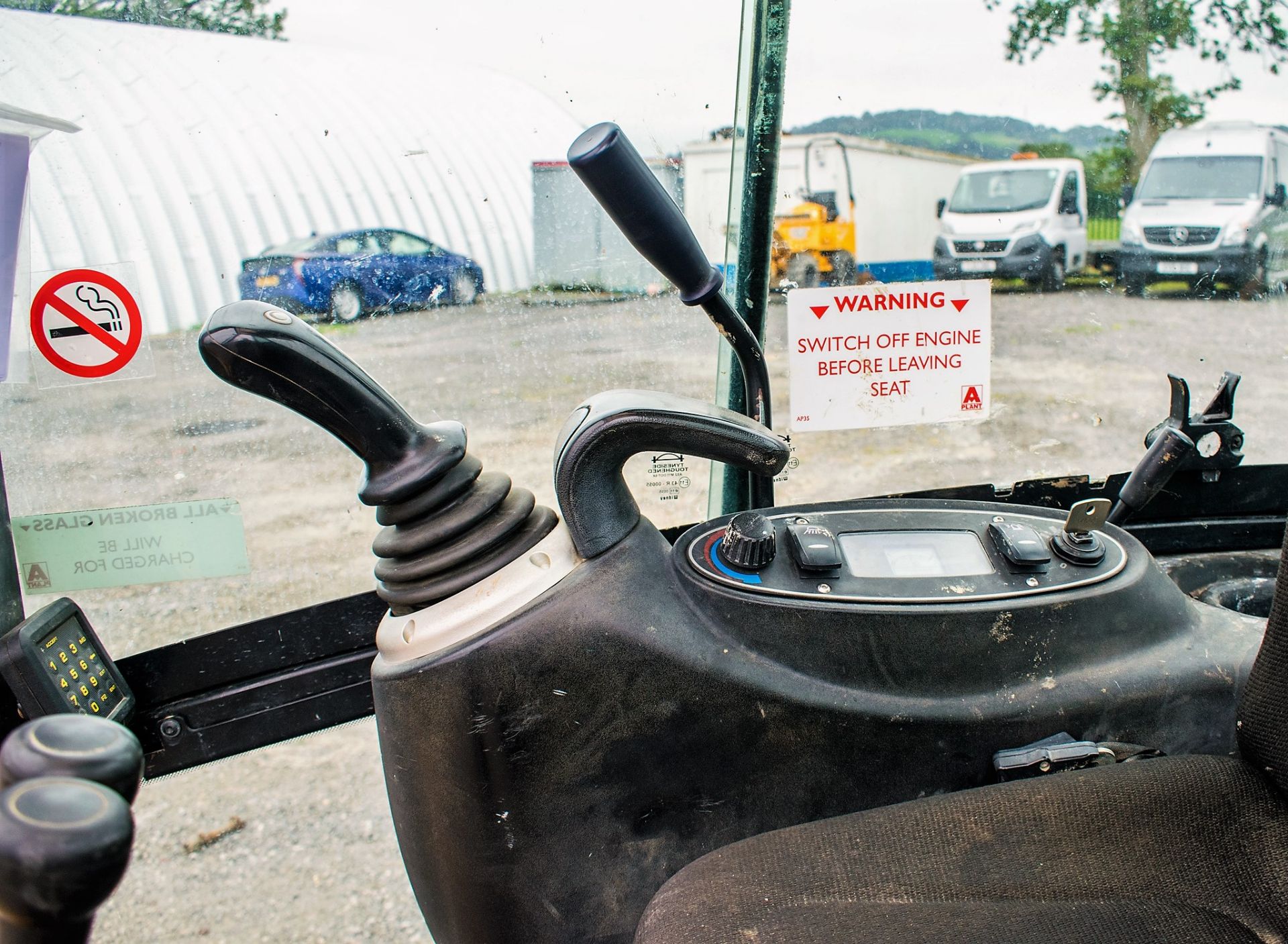 JCB 8016 1.6 tonne rubber tracked excavator  Year: 2013 S/N: 71469 Recorded Hours: 1855 A602773 - Image 18 of 18