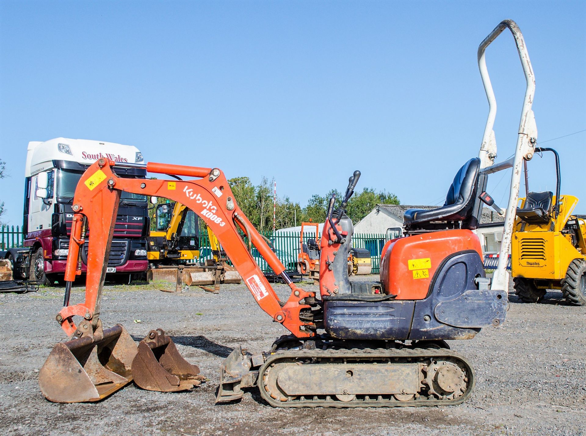 Kubota KX008-3 0.8 tonne rubber tracked micro excavator Year: 2006 S/N: 13422 Recorded Hours: 1607 - Image 7 of 17