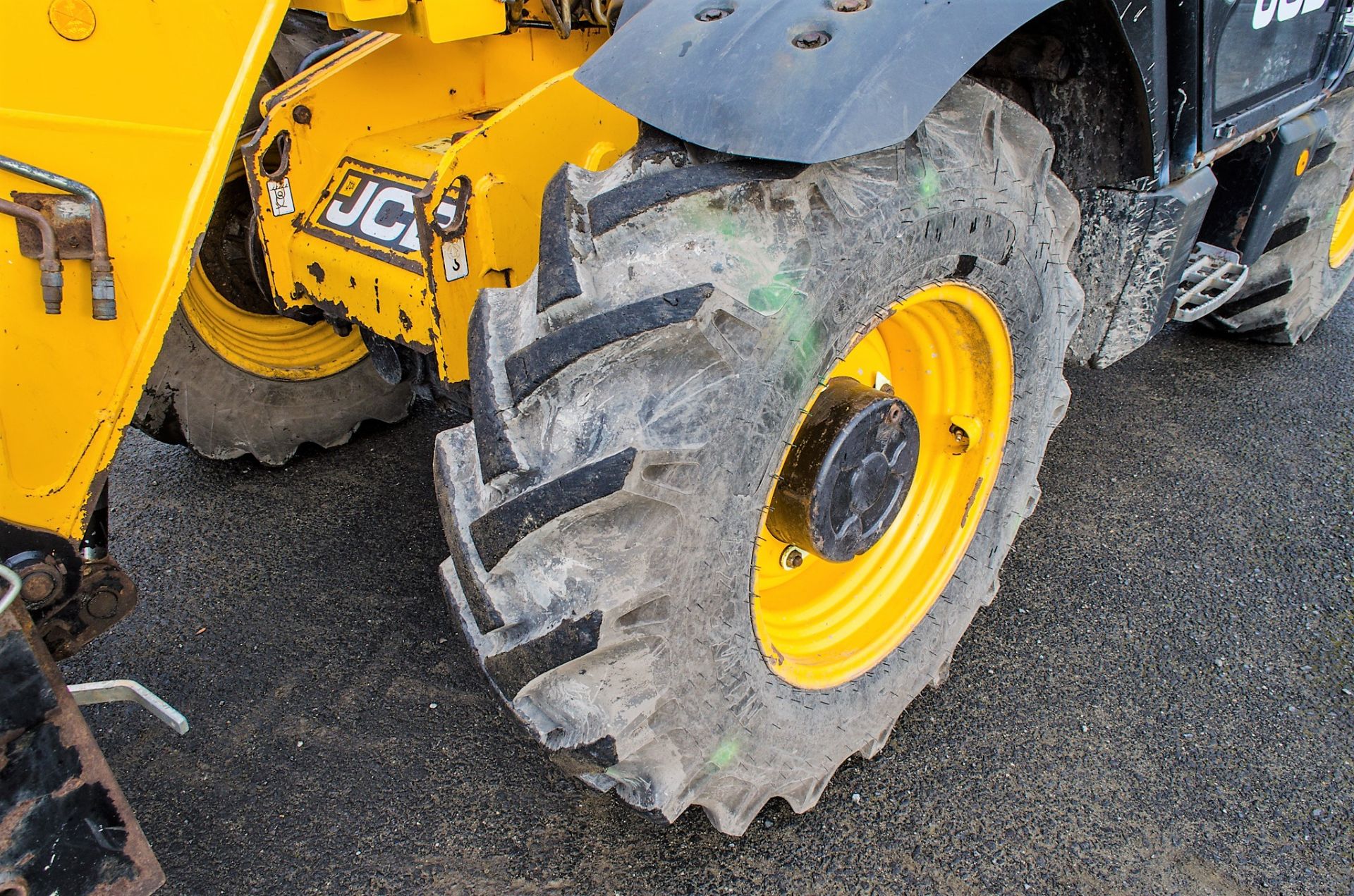 JCB 535-95 9.5 metre telescopic handler Year: 2013 S/N: 2180475 Reg: MM63 UUL  c/w V5 Document - Image 16 of 23