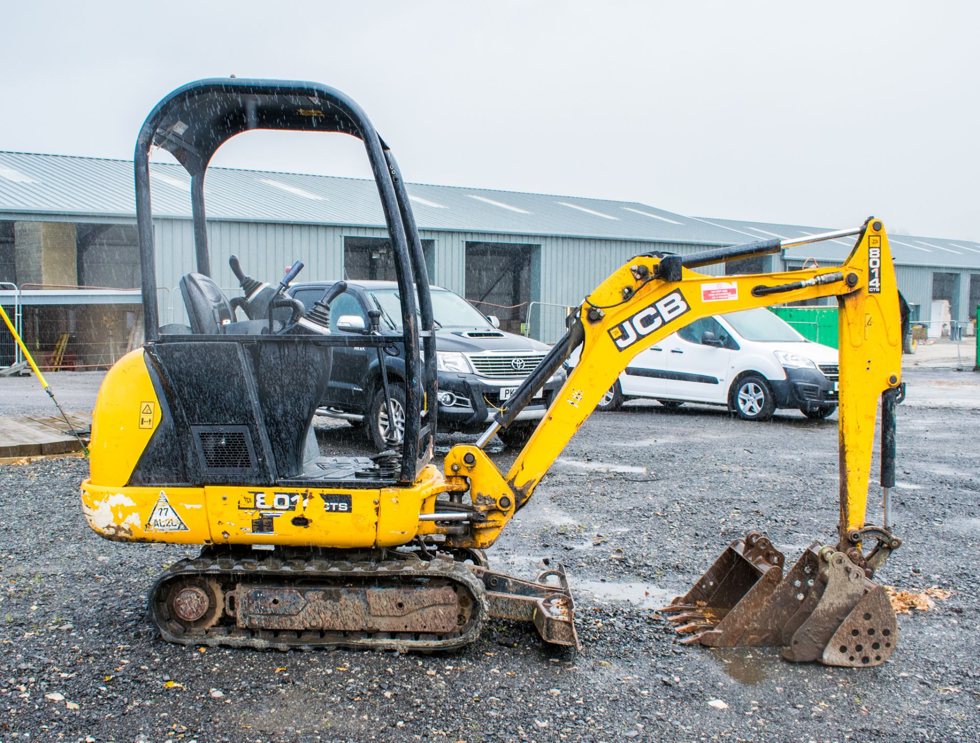 JCB 8014 CTS 1.5 tonne rubber tracked mini excavator  Year:  2014 S/N: 2070466 Recorded Hours: - Image 7 of 18