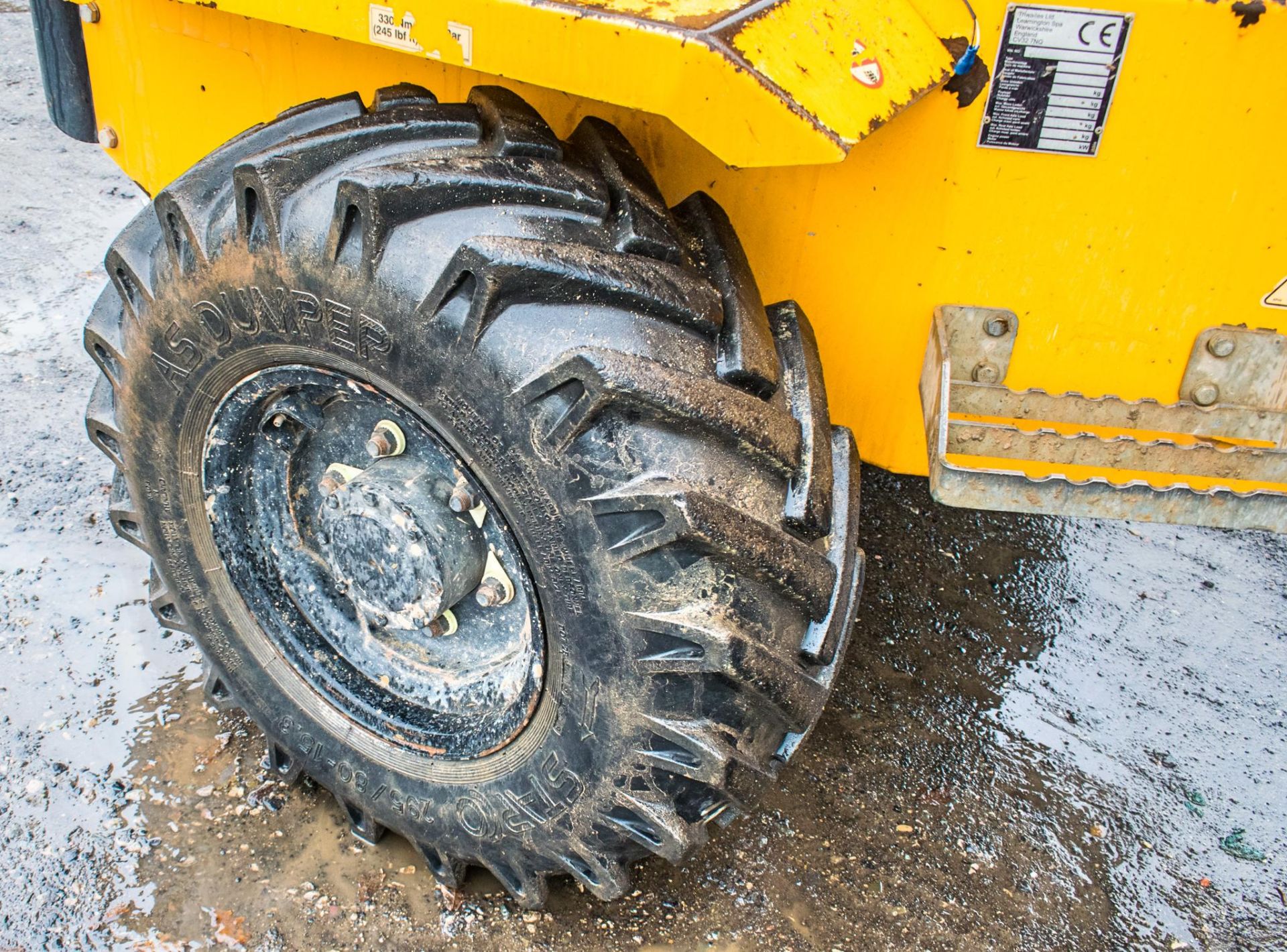 Thwaites 3 tonne swivel skip dumper Year: 2015 S/N: 1506D0954 Recorded Hours: 1088 A675663 - Image 12 of 18