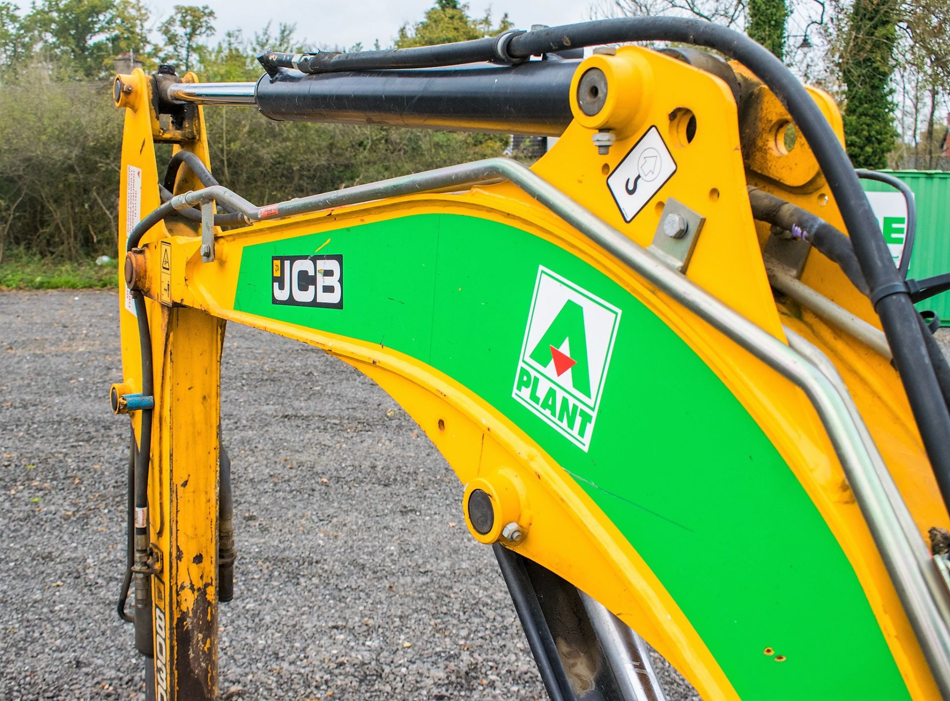 JCB 8030 ZTS 3 tonne rubber tracked zero tail swing mini excavator Year: 2015 S/N: 2432318 - Image 12 of 19