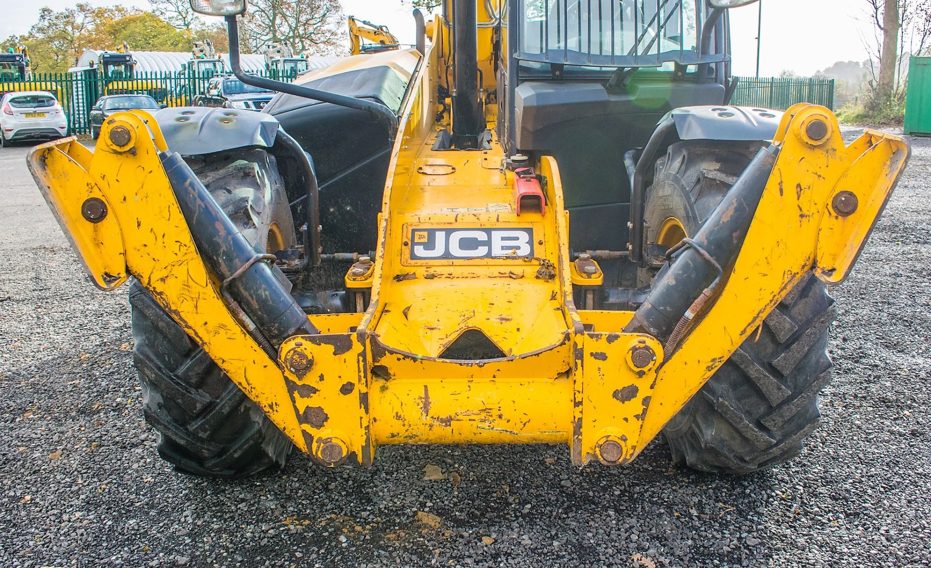 JCB 533-105 10.5 metre telescopic handler Registration Number: KX12 BMO Year: 2012 S/N: 533136 - Image 10 of 22